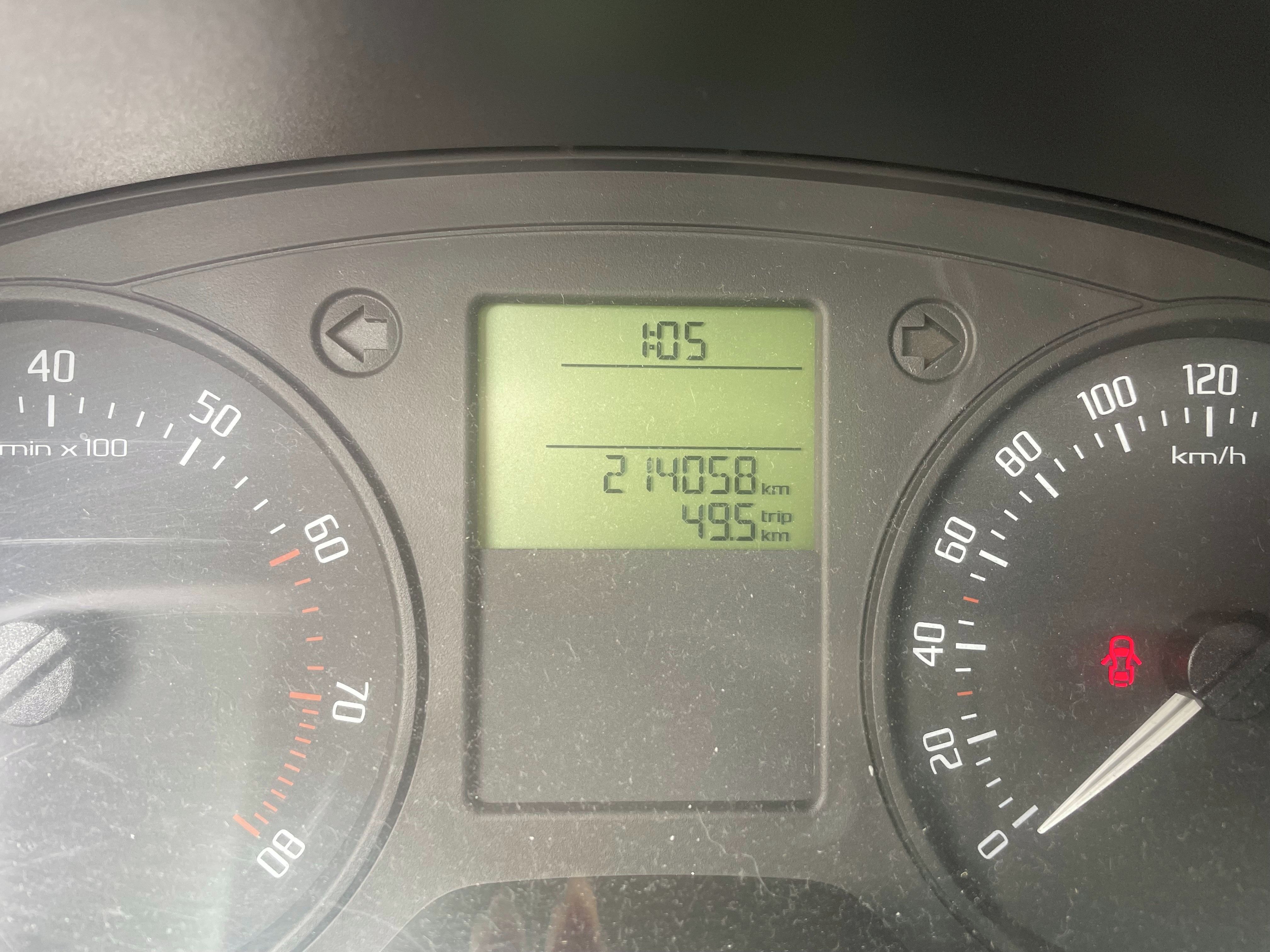 Škoda Fabia, II, 1.2 TSI 63kW, šedá metál - fotka 4