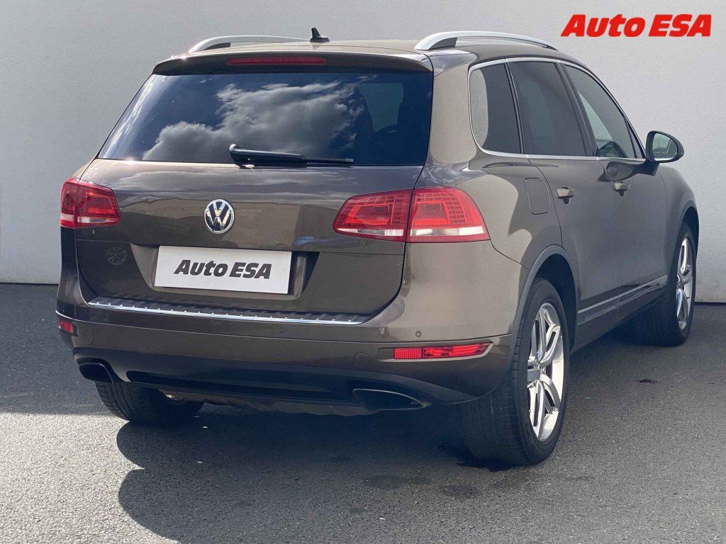 Volkswagen Touareg, 3.0 TDi,AT - fotka 4