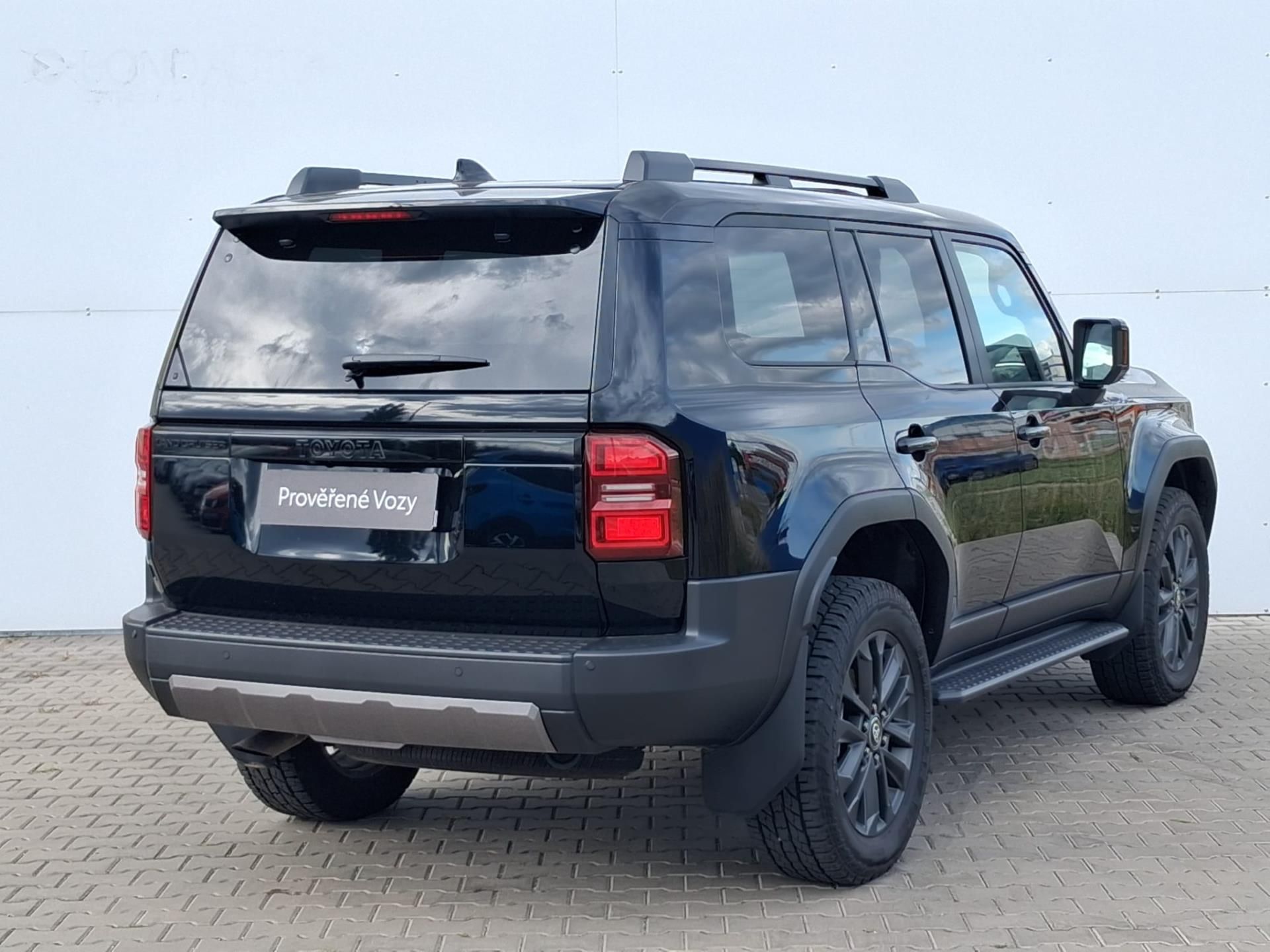 Toyota Land Cruiser, 2.8 D-4D 6AT Executive MHEV AW - fotka 2