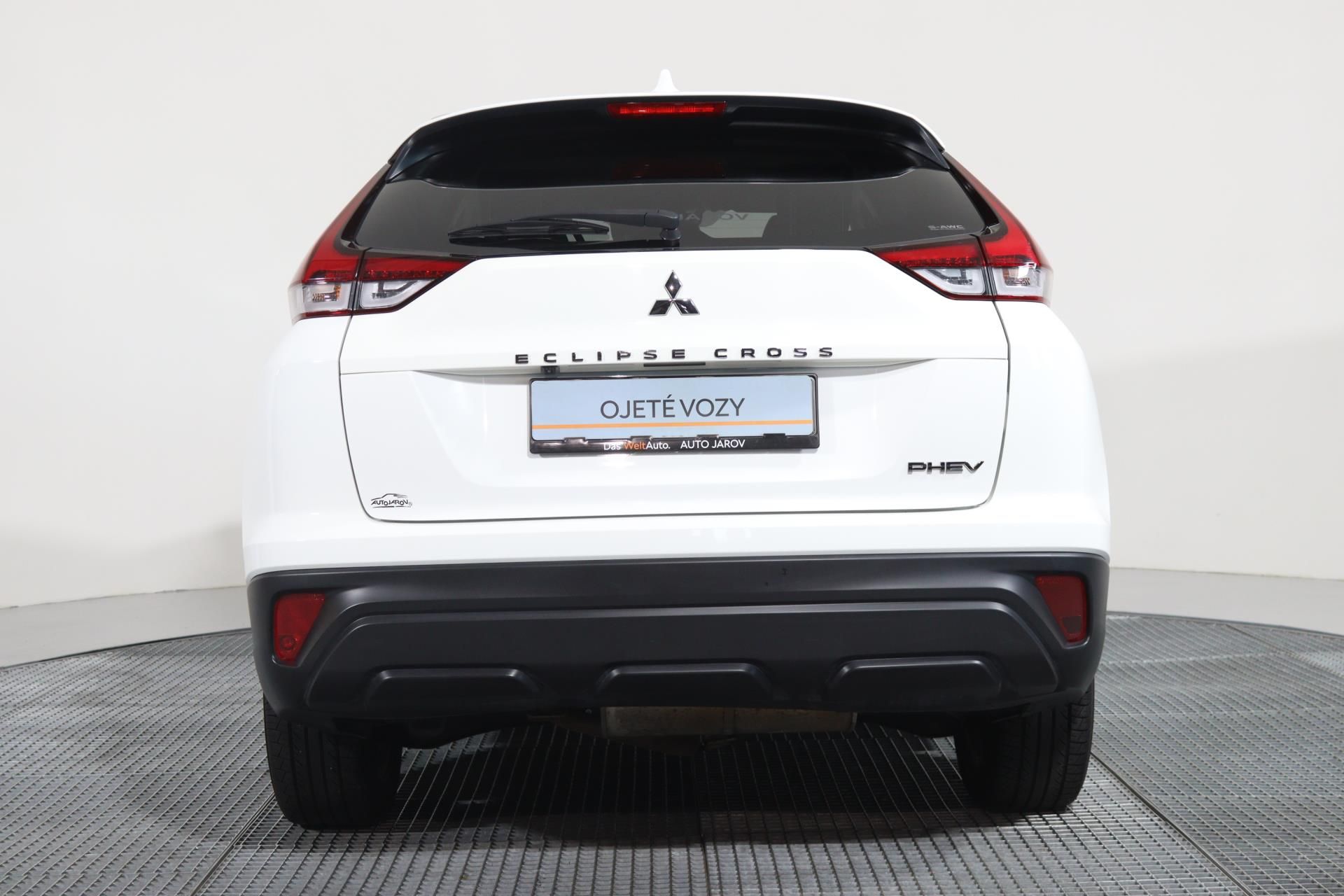 Mitsubishi Eclipse, Cross 2,4Phev AT 4x4 - fotka 6