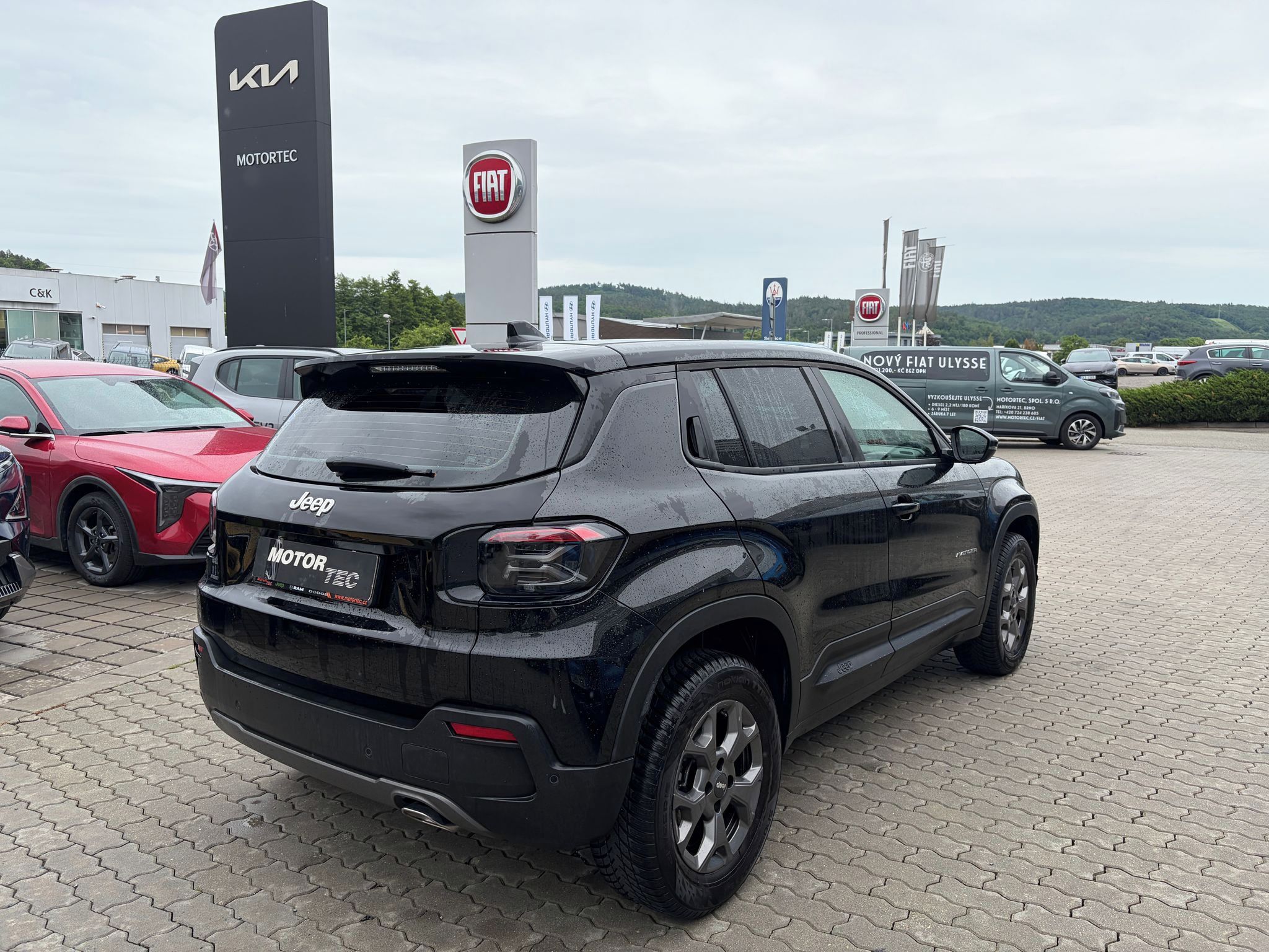 Jeep Avenger, 1.2T 100k Longitude 6MT - fotka 3