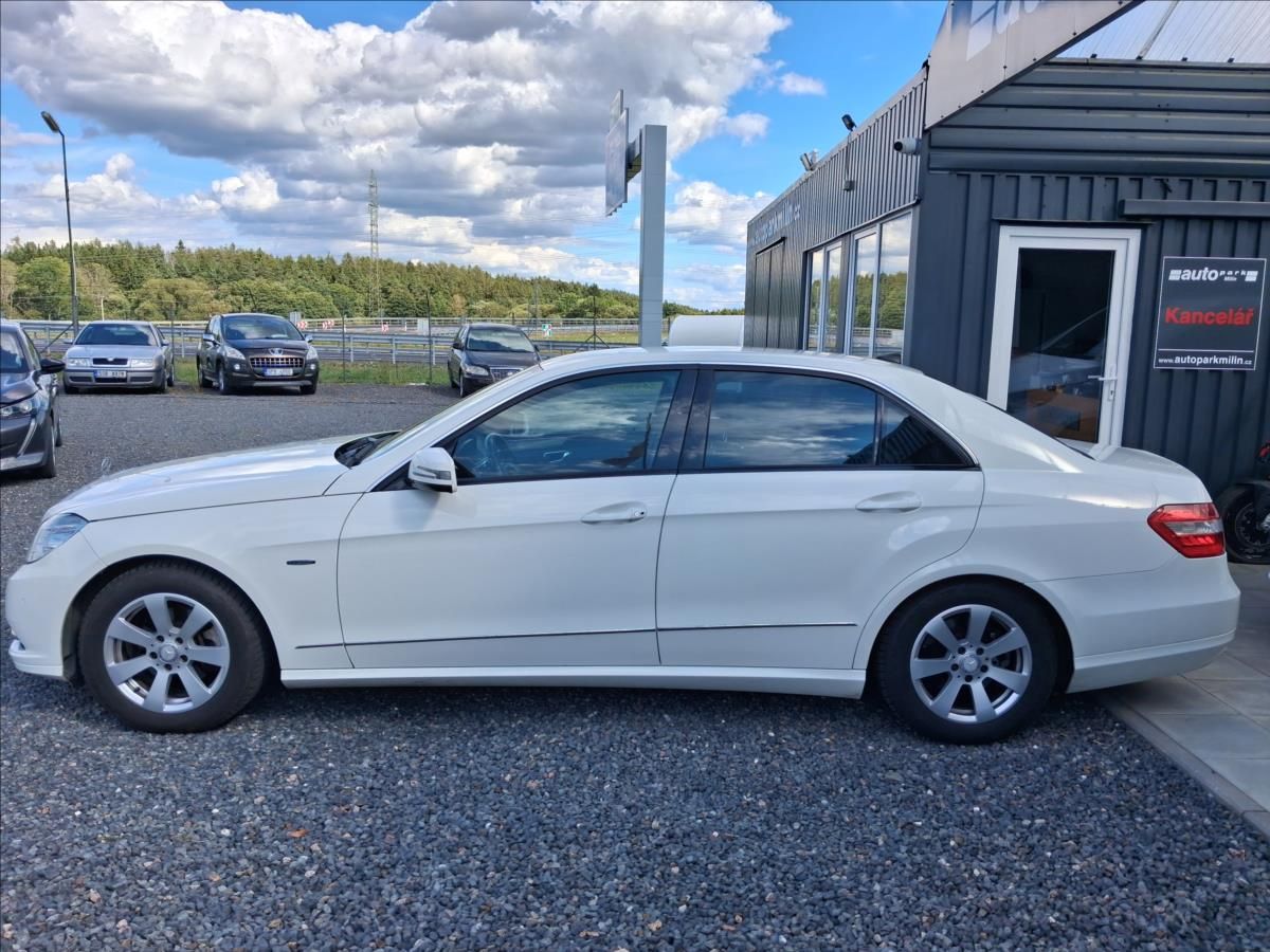 Mercedes-Benz Třídy E, 1,8 BA+CNG - fotka 4