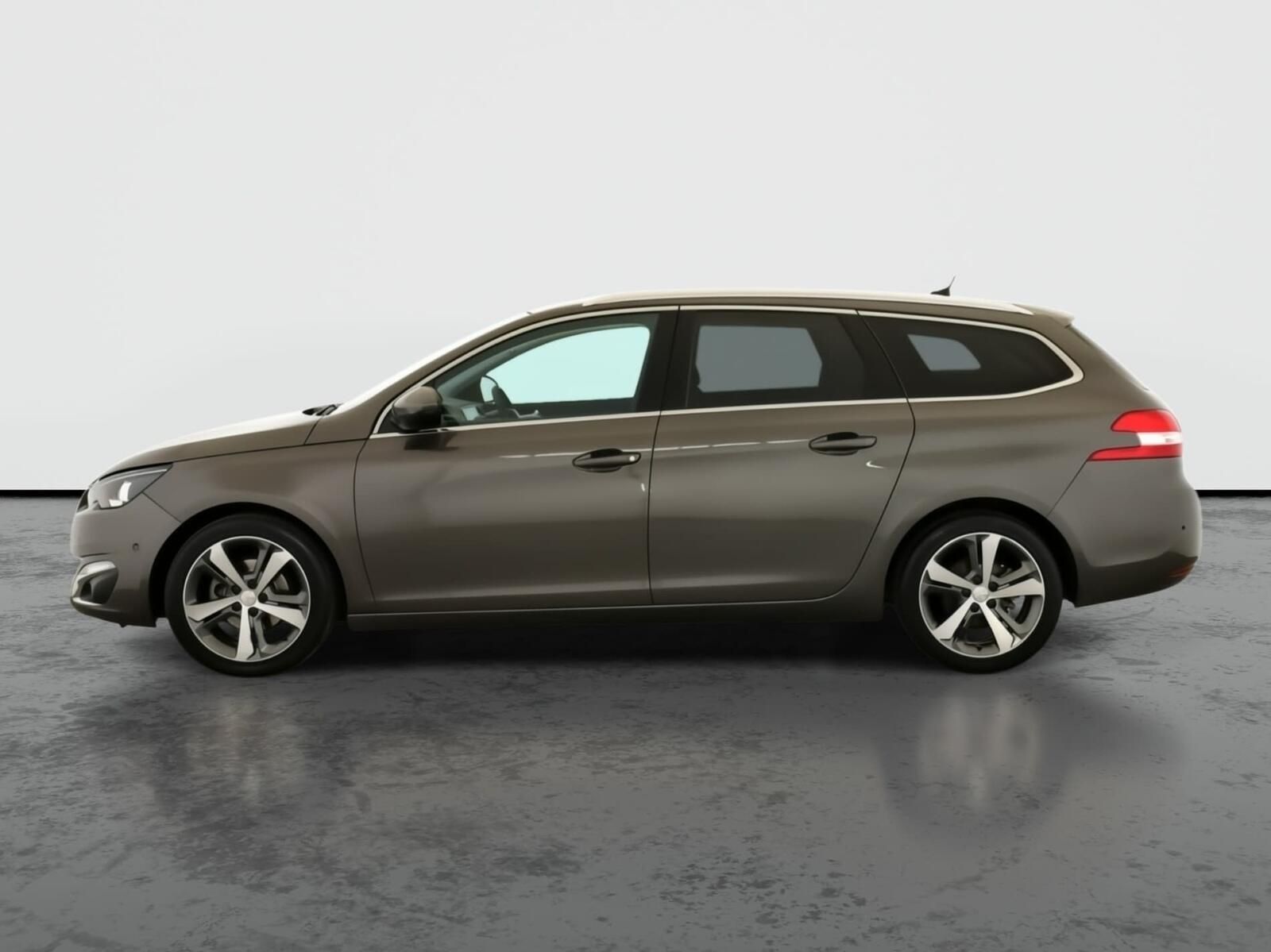 Peugeot 308, 1.2 e-THP, Serv.kniha, Navi - fotka 3