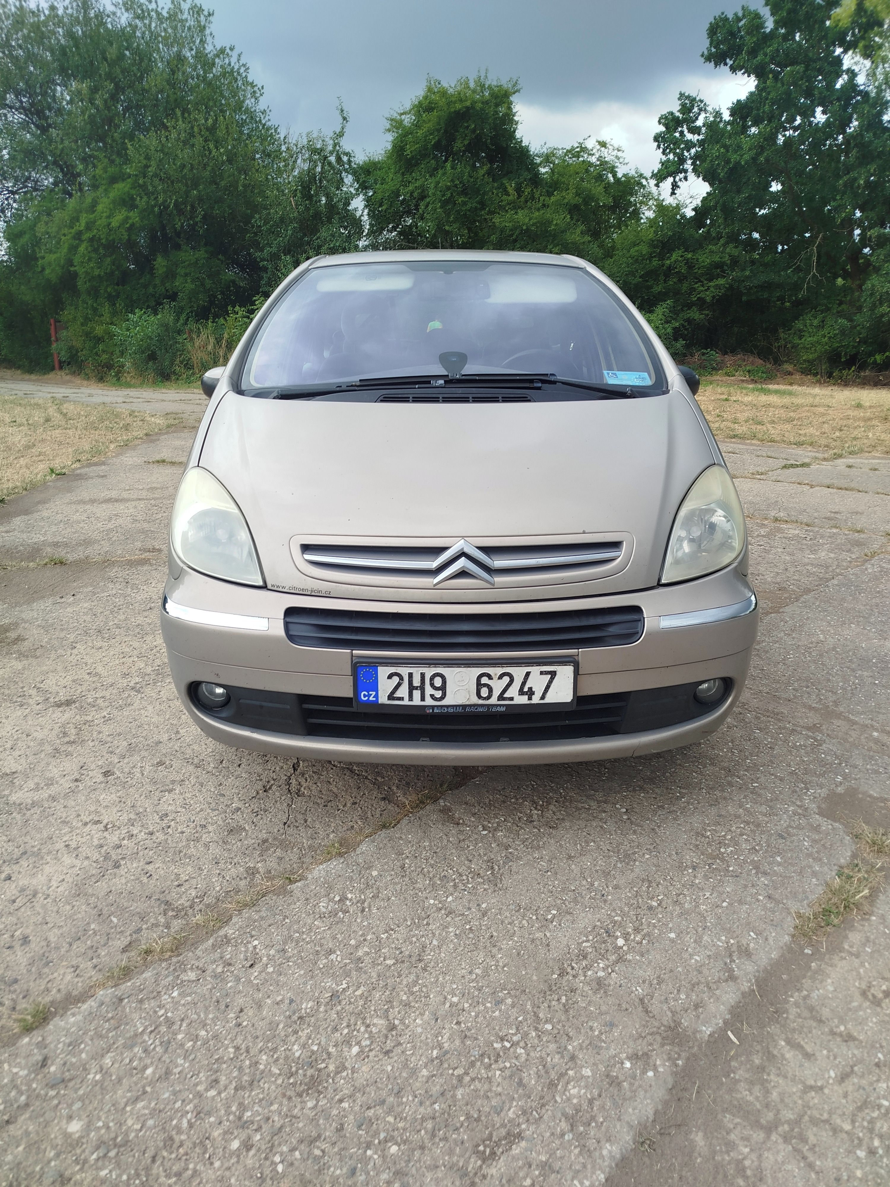 Citroën Xsara Picasso, Citroen Xsara Picasso 1.6hdi - fotka 2