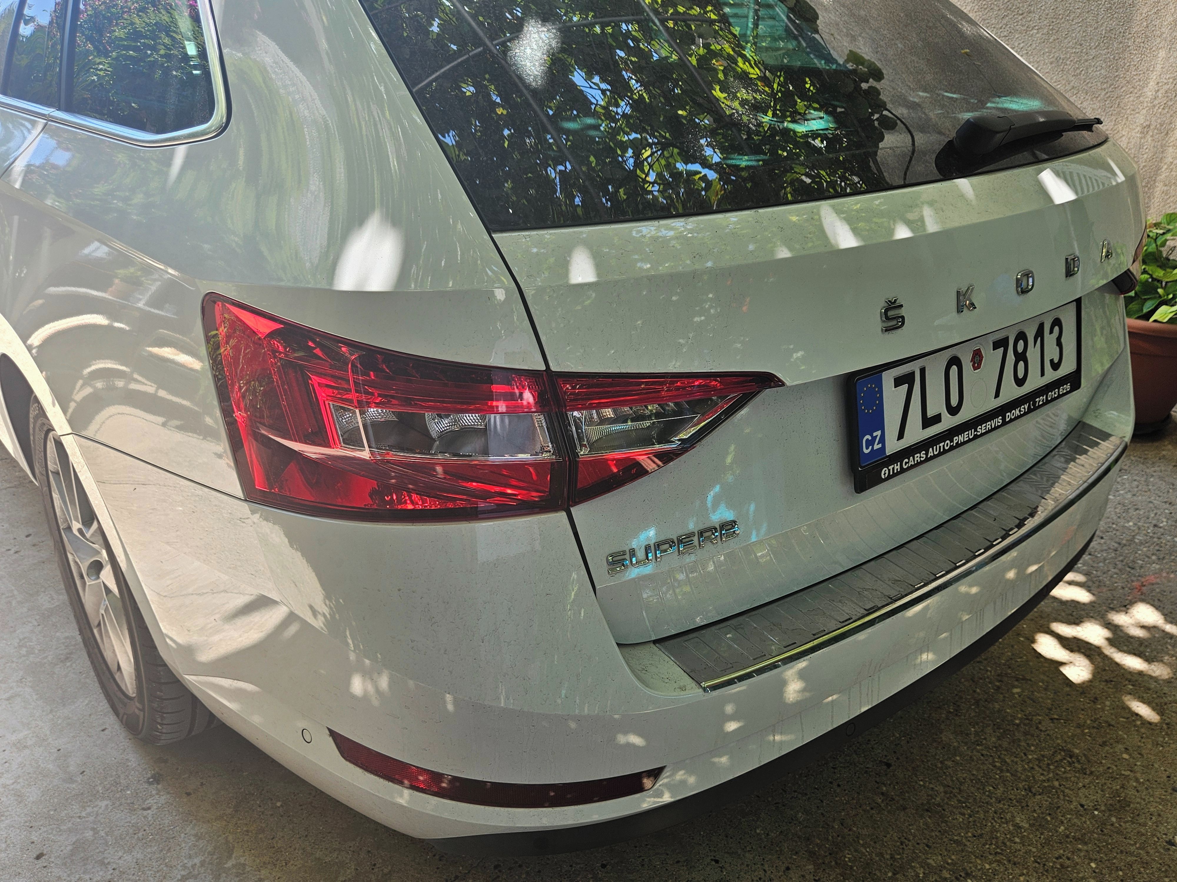 Škoda Superb, 2.0 TDI 142kw Style - fotka 5