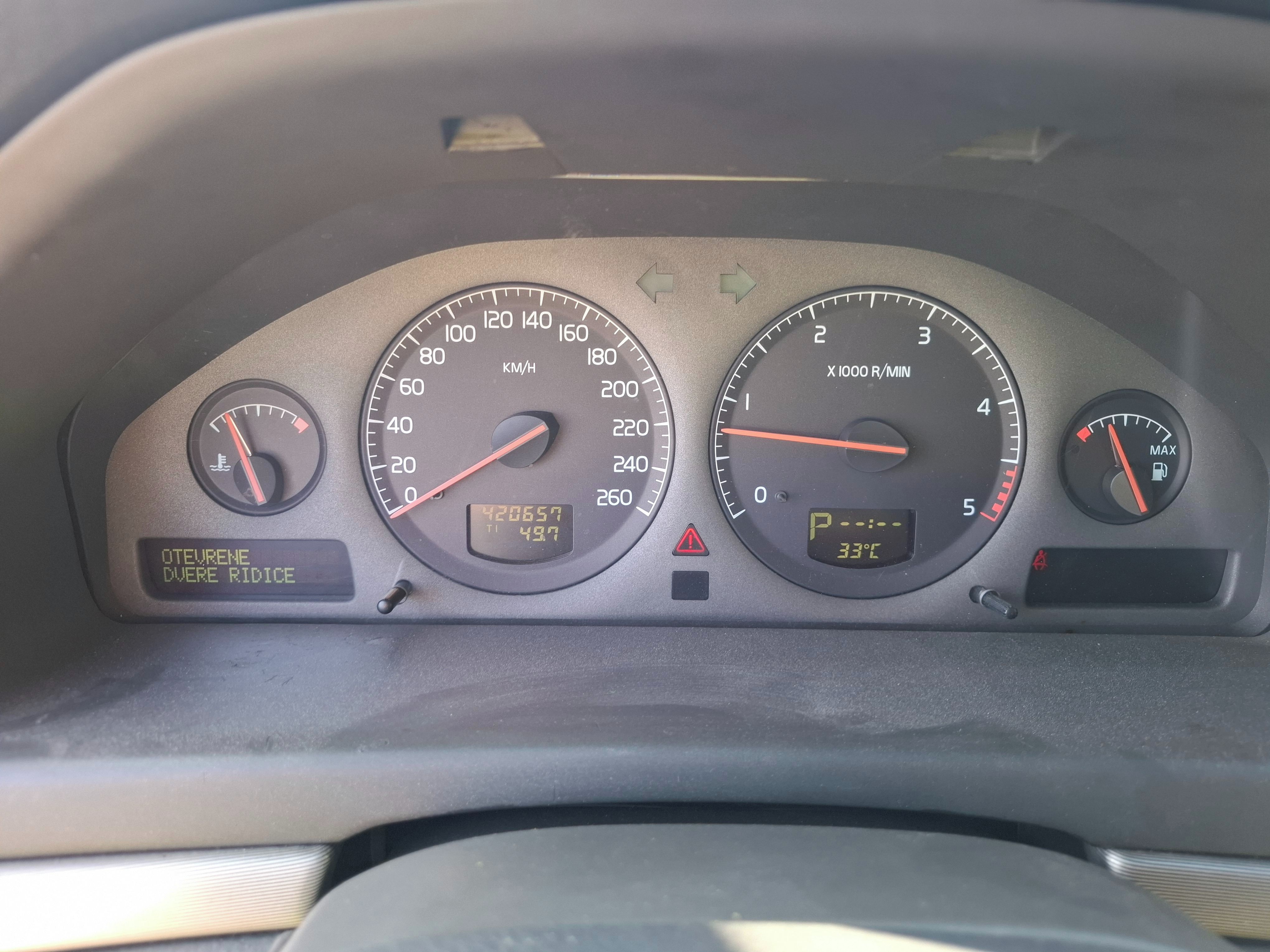 Volvo S80, 2.4 D5 - fotka 5