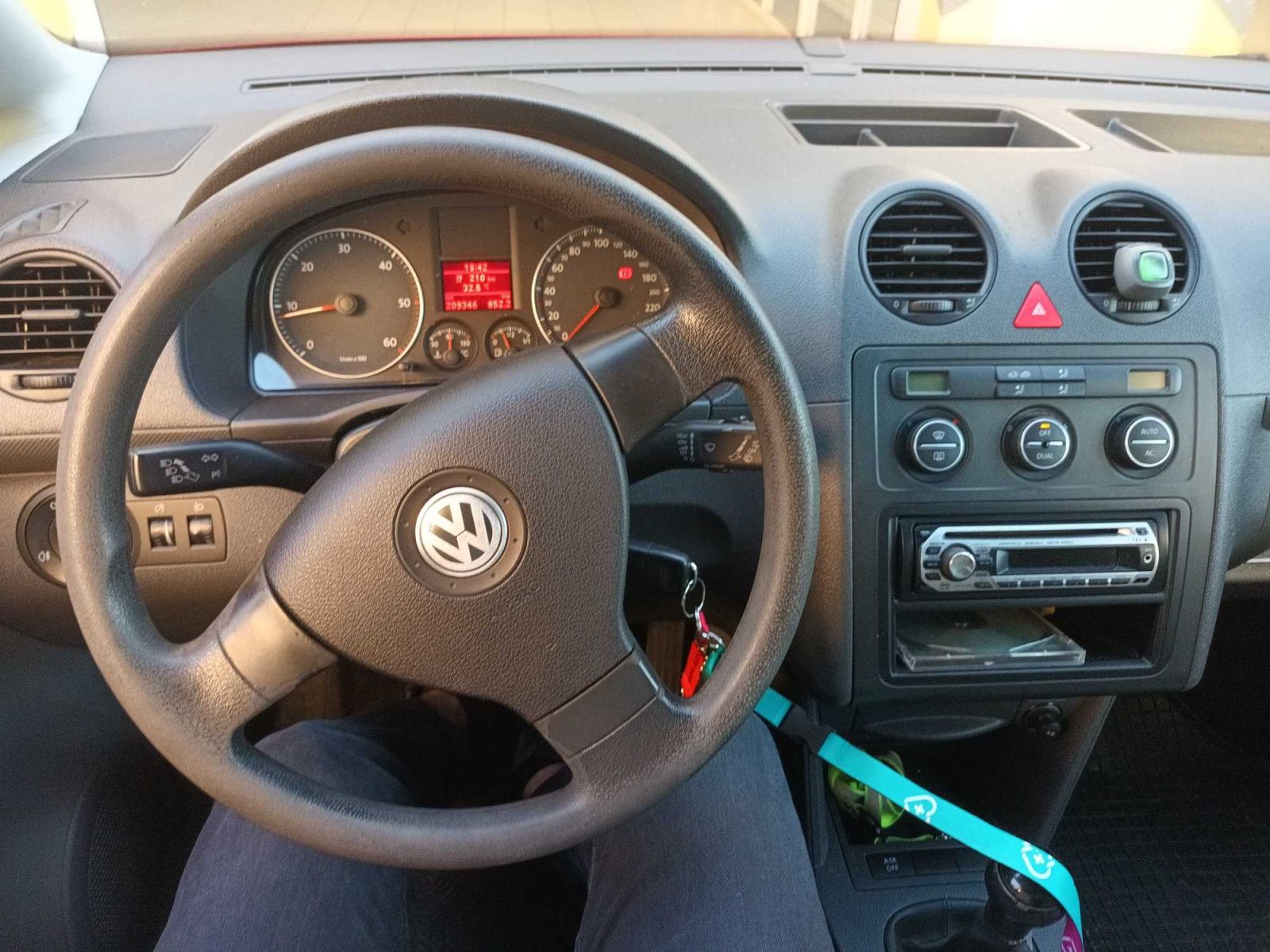 Volkswagen Caddy, Maxi 1.9 TDI, 5Míst, Klima, ČR - fotka 3
