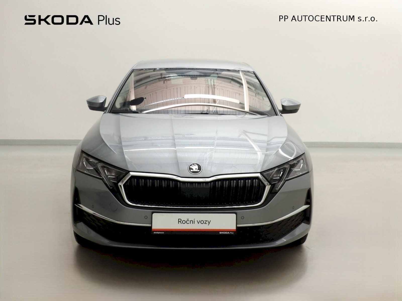 Škoda Octavia, Top Selection DSG 1.5TSI 85kW - fotka 4