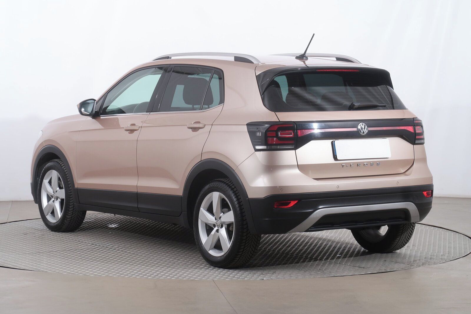 Volkswagen T-Cross, 1.0 TSI - fotka 4