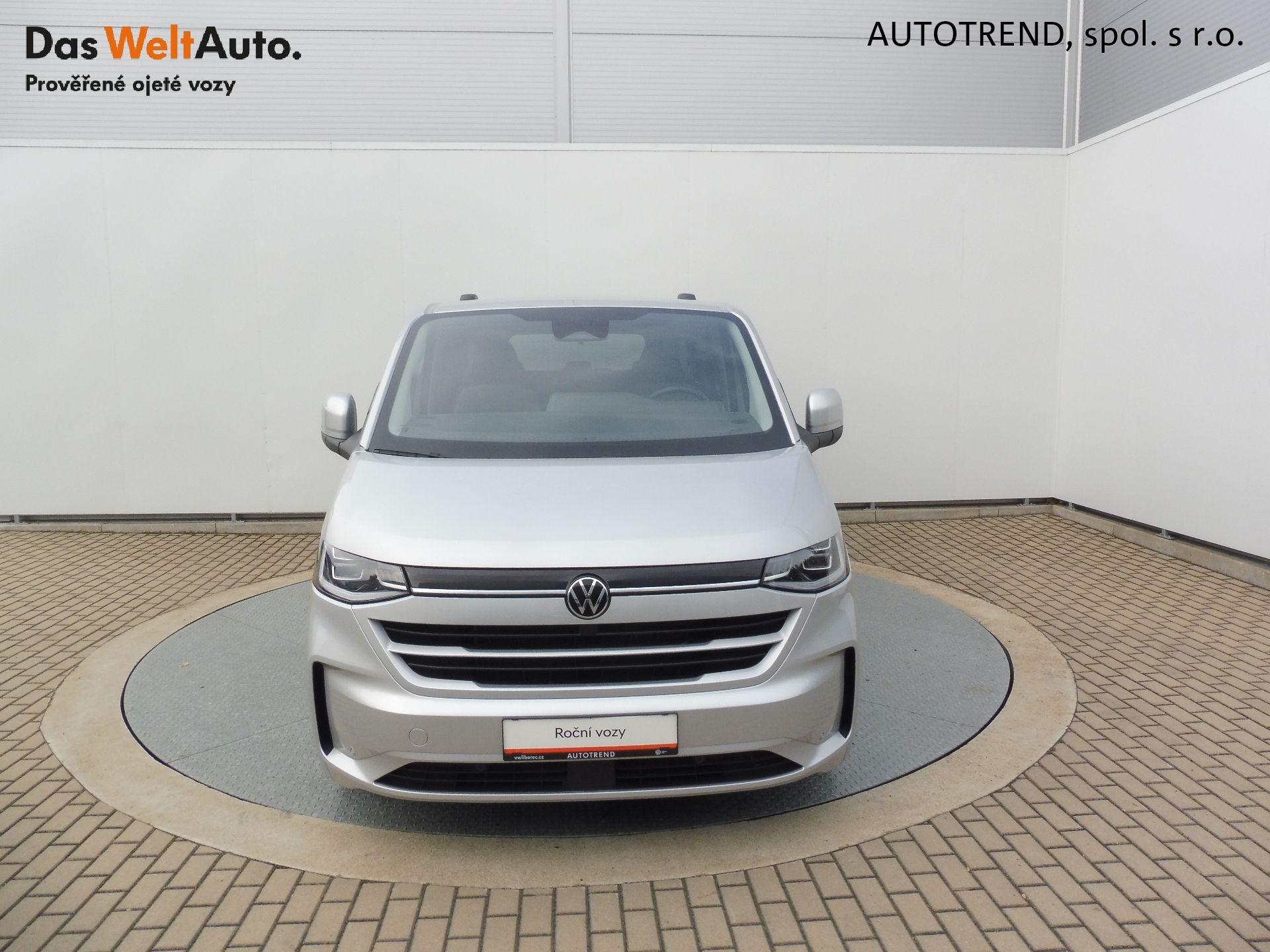 Volkswagen Caravelle, Style DR 2,0 TDI 125kW 8AUT 4M - fotka 4