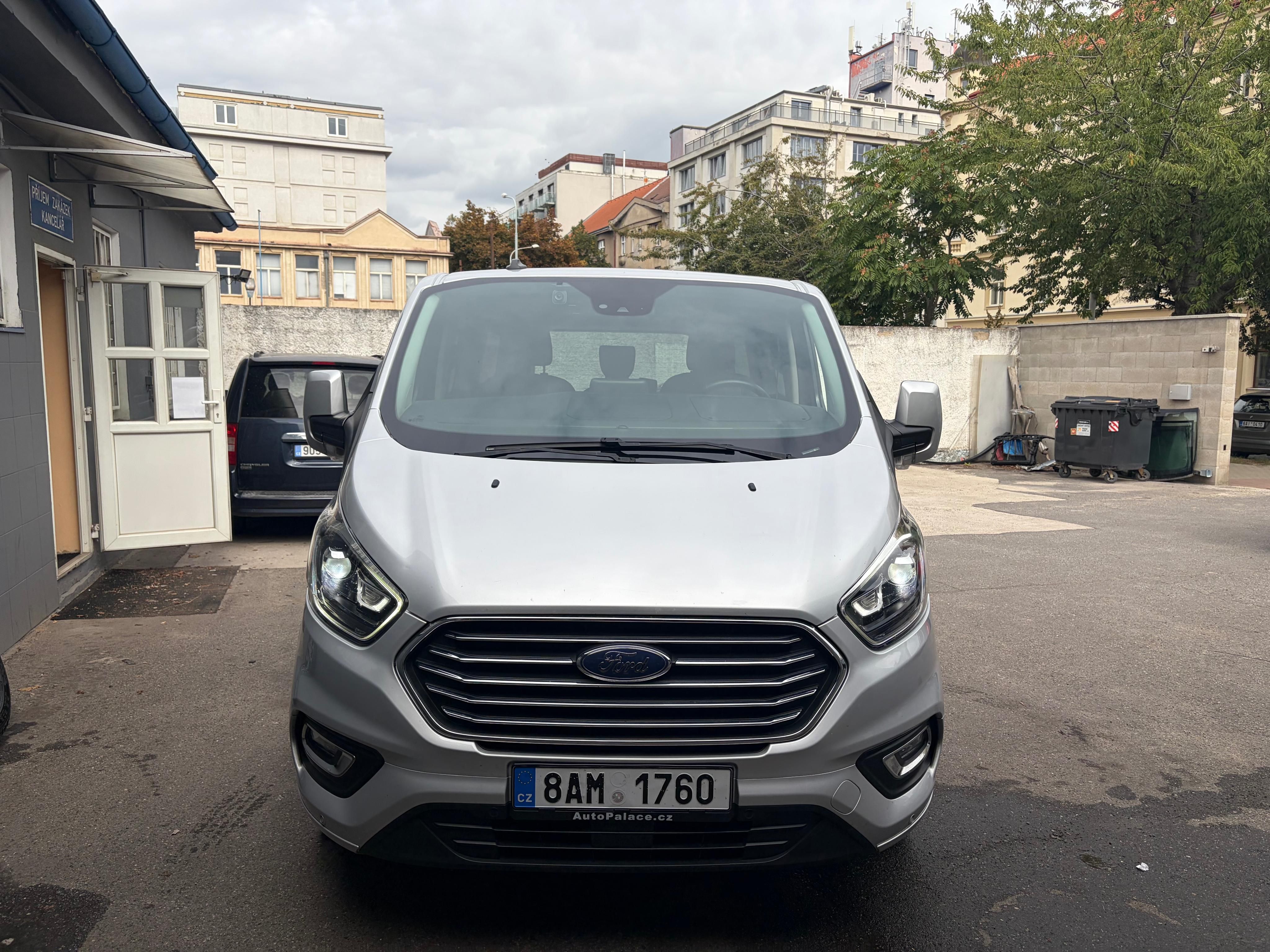 Ford Tourneo Custom, 2.0 TDCi - Servisováno - fotka 3