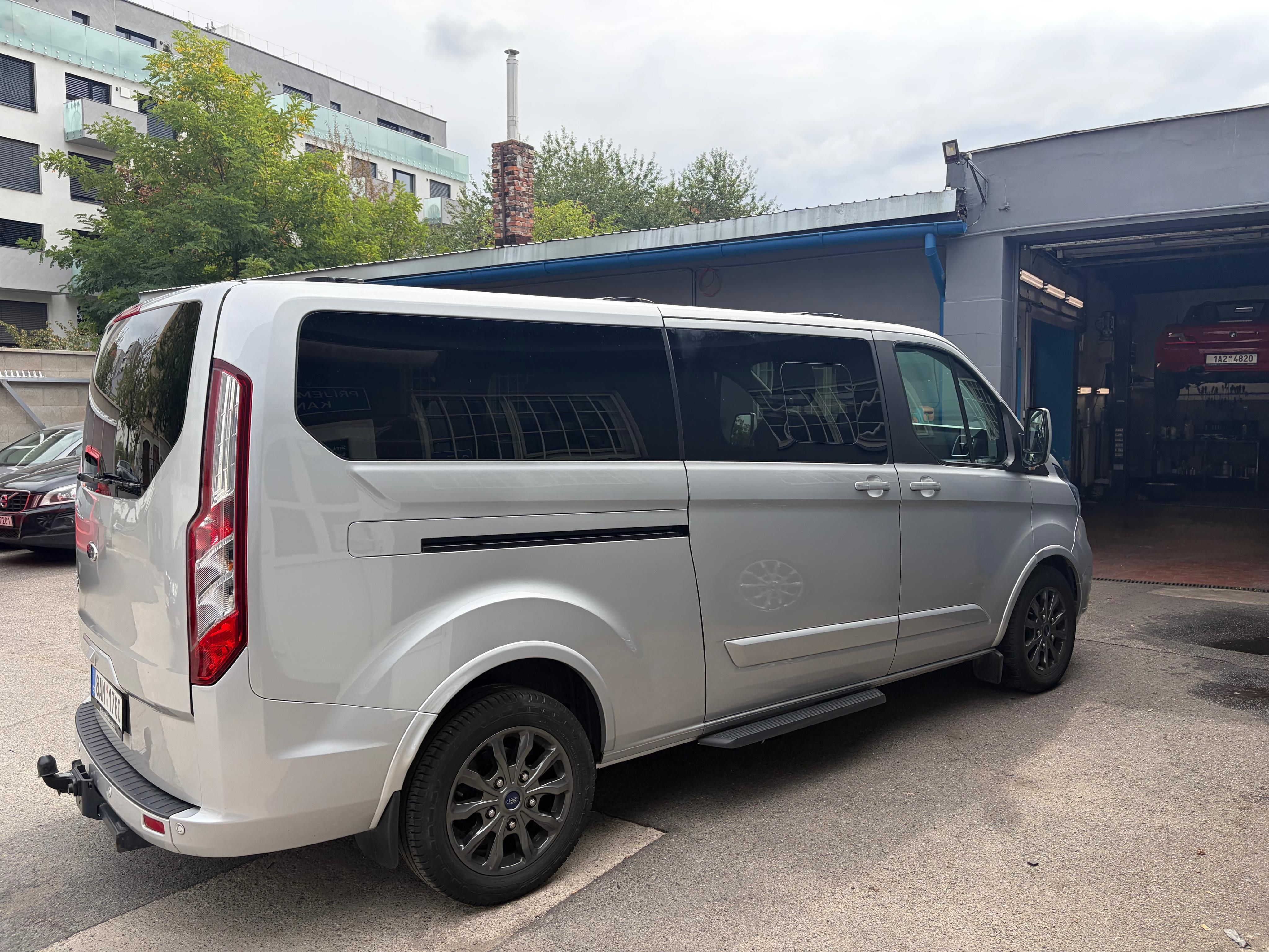 Ford Tourneo Custom, 2.0 TDCi - Servisováno - fotka 5
