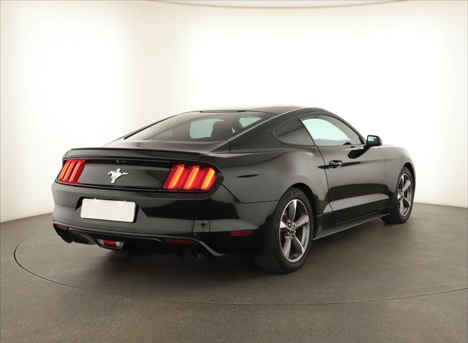 Ford Mustang, 3.7 V6, Automat, Bi-Xenony - fotka 5