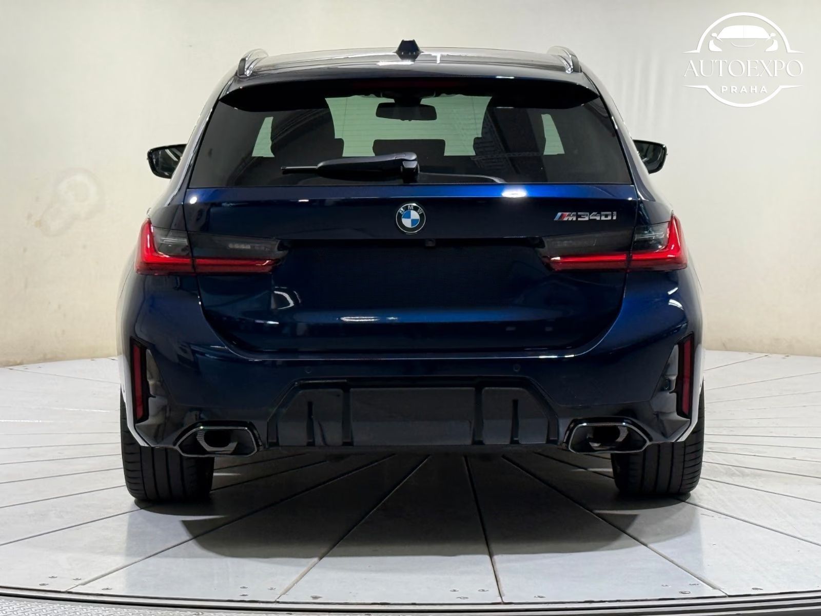 BMW Řada 3, M340i xDrive Touring HUD HiFi - fotka 5