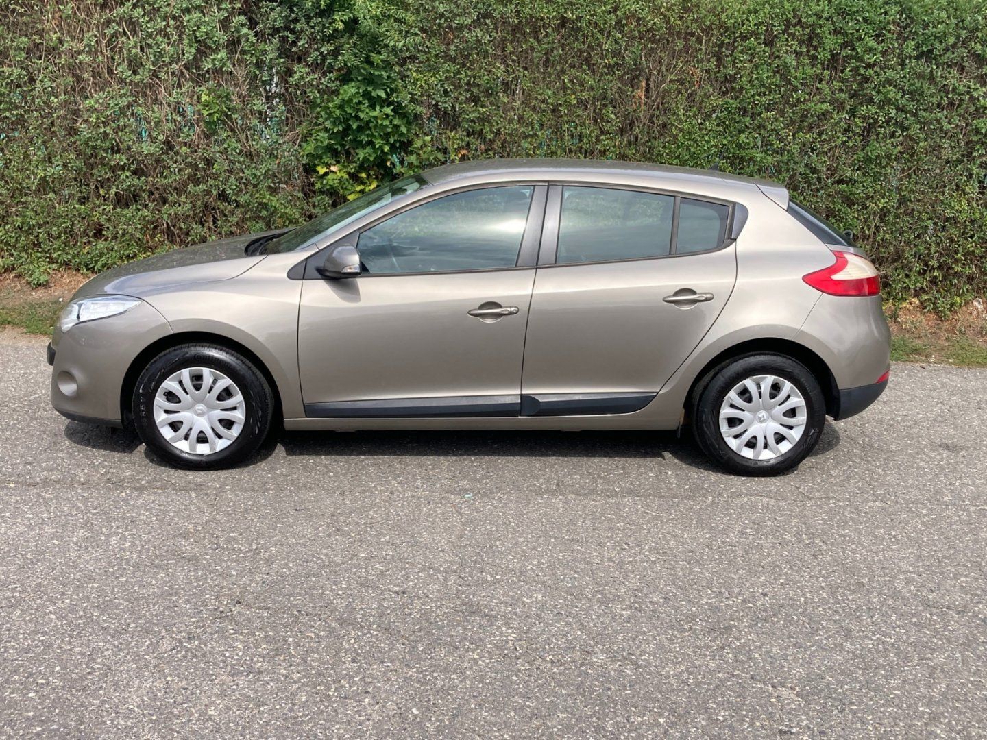 Renault Mégane, 1.6 16V 74kW klima - fotka 6