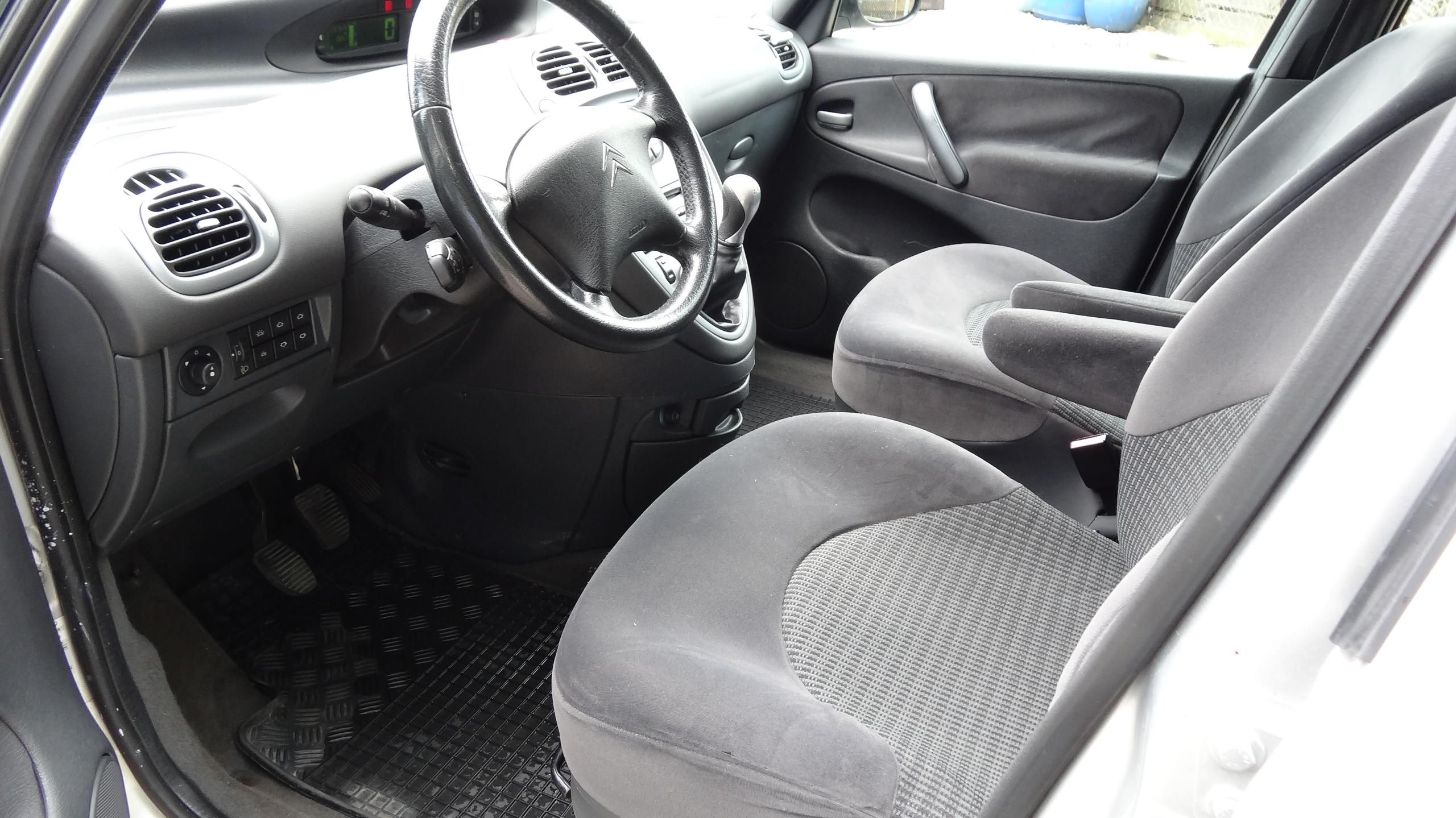 Citroën Xsara Picasso, 1.6HDi žádná koroze+zim.pneu - fotka 2