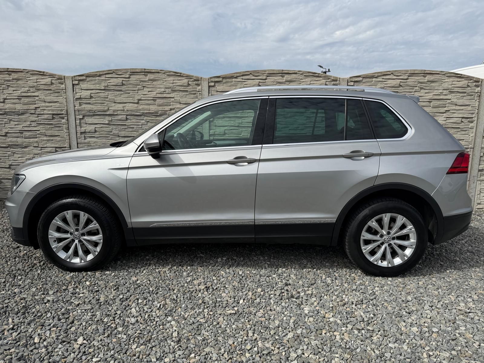 Volkswagen Tiguan, 2.0TDi 150PS 4x4 DSG ACC NAVI!