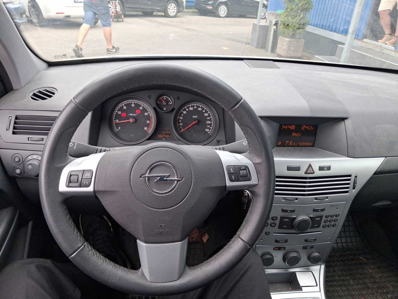 Opel Astra, 1.6 16V, Serv.kniha, Klima - fotka 3