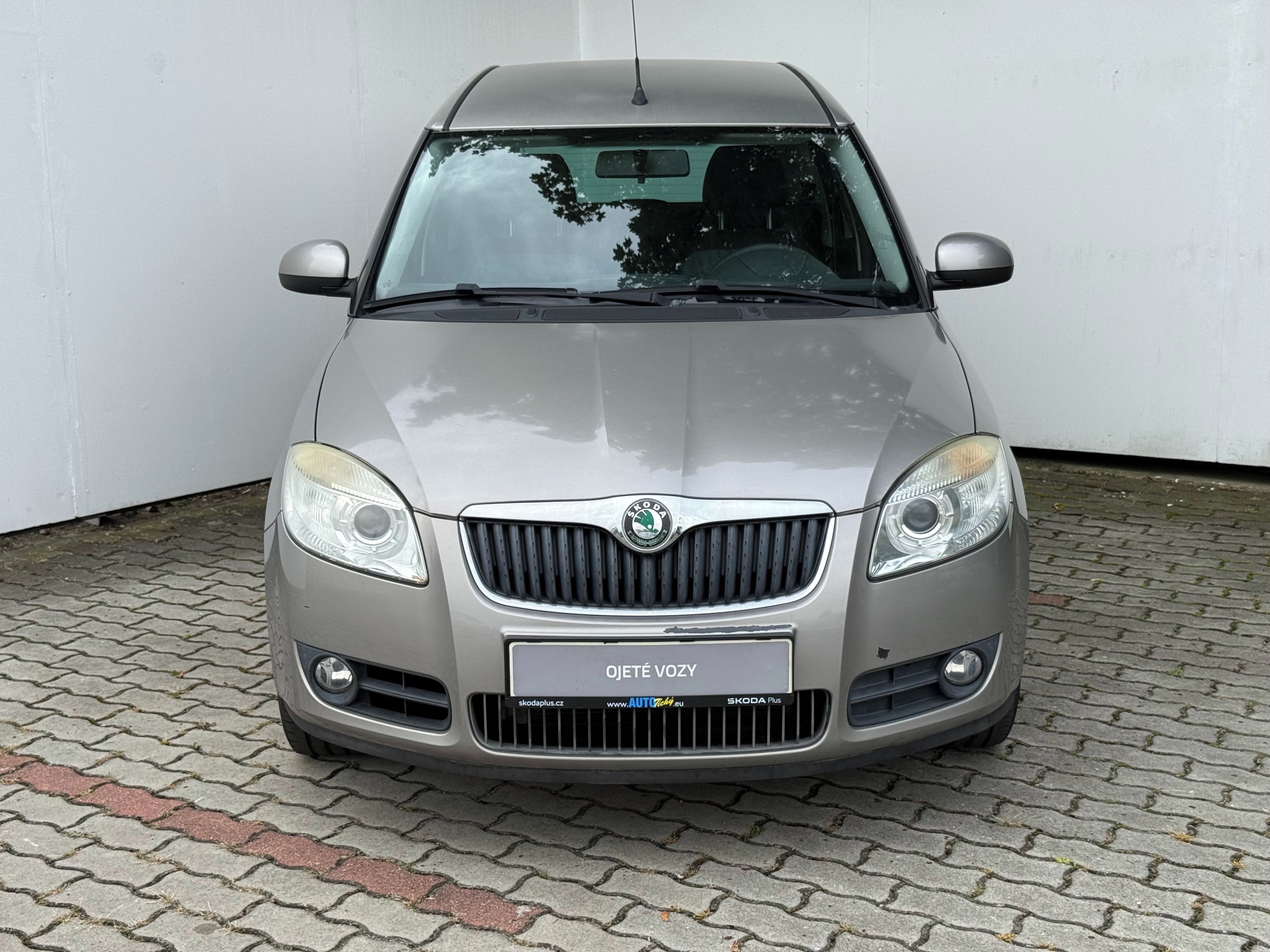 Škoda Roomster, 1.2 HTP / 51 kW - fotka 2