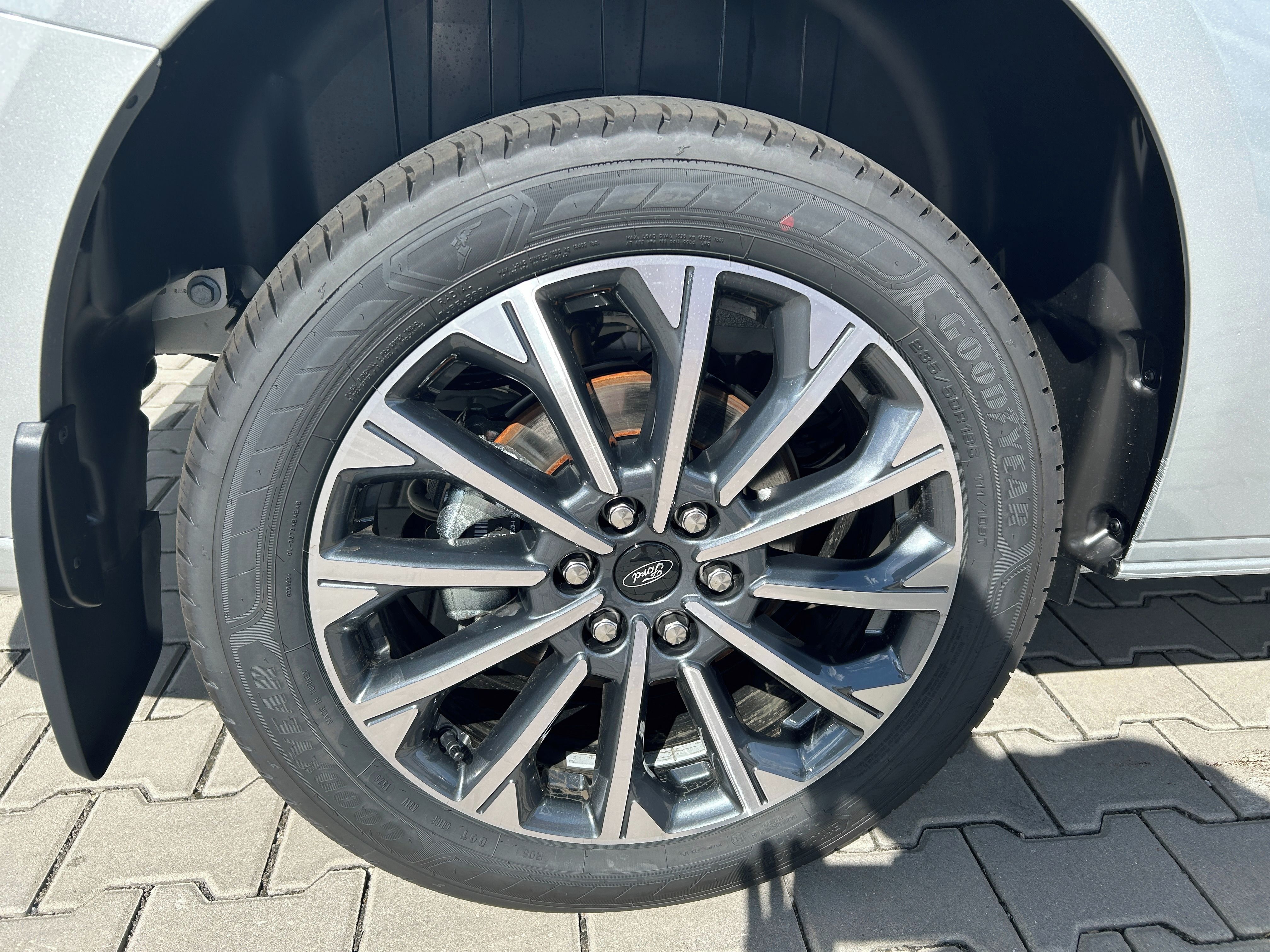 Ford Tourneo Custom, Titanium X L2 2.0EcoBlue 125kW - fotka 6