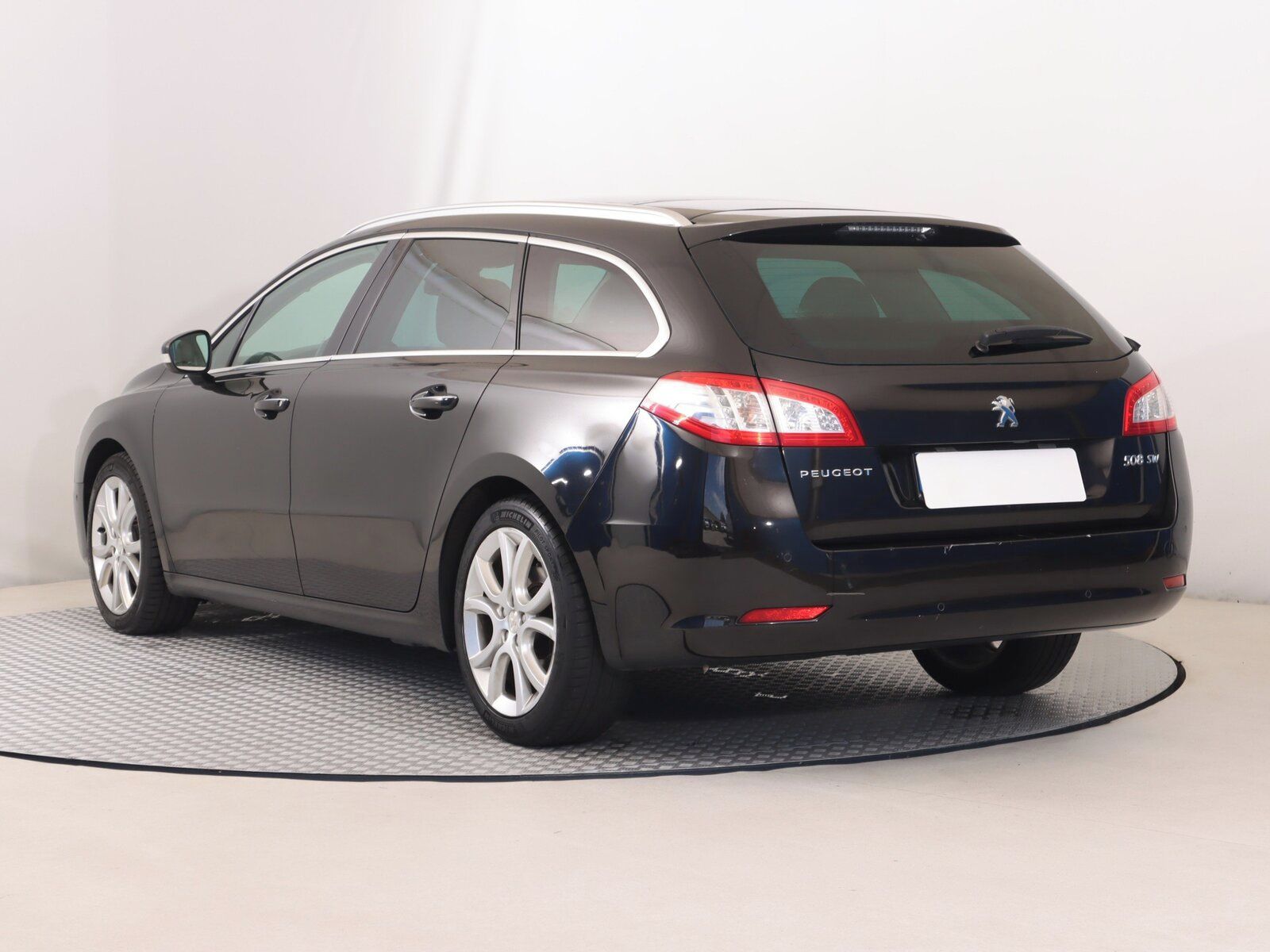Peugeot 508, 2.0 HDi, Automat, Serv.kniha - fotka 4
