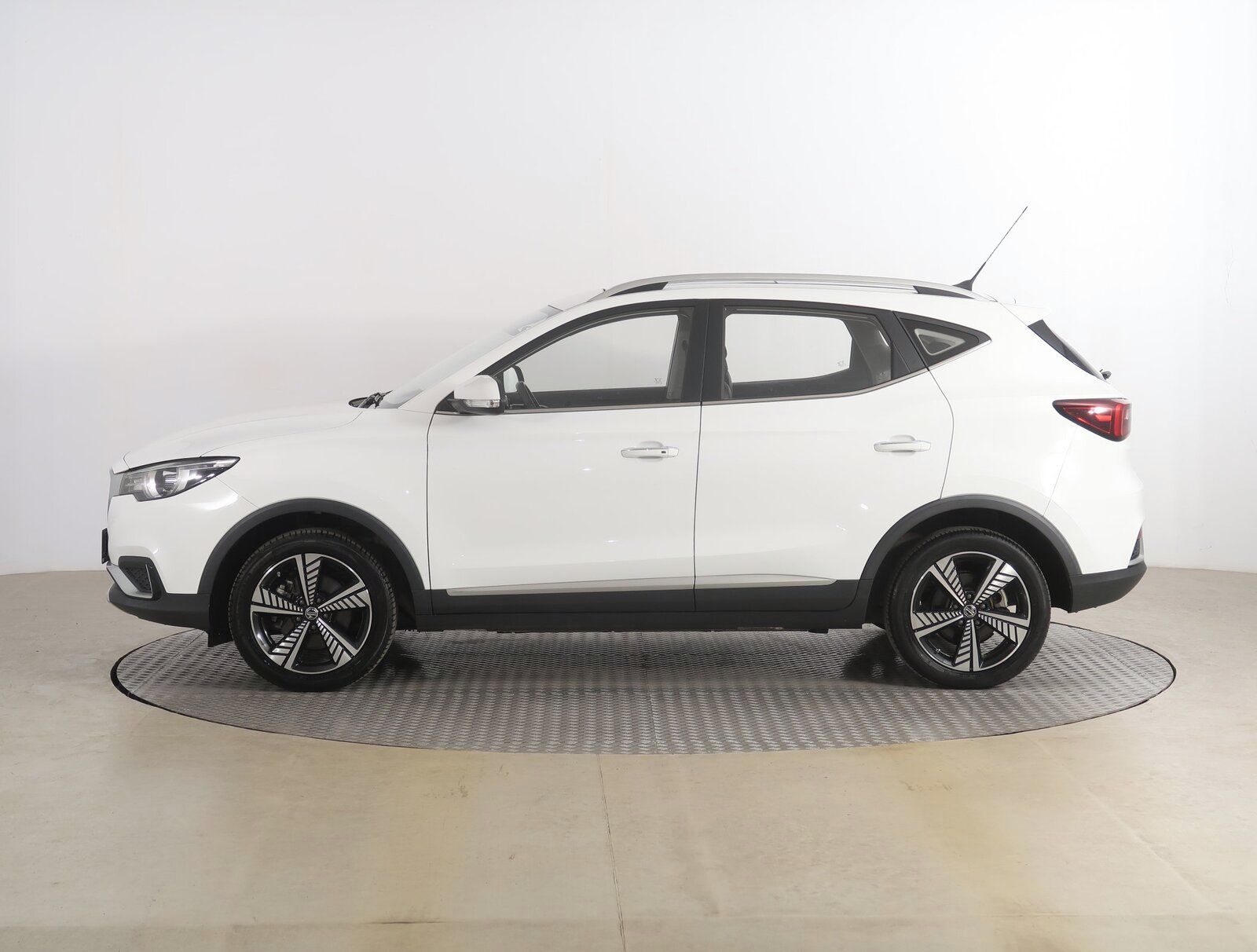 MG ZS, EV 42.5 kWh, SoH 97%, Luxury - fotka 3