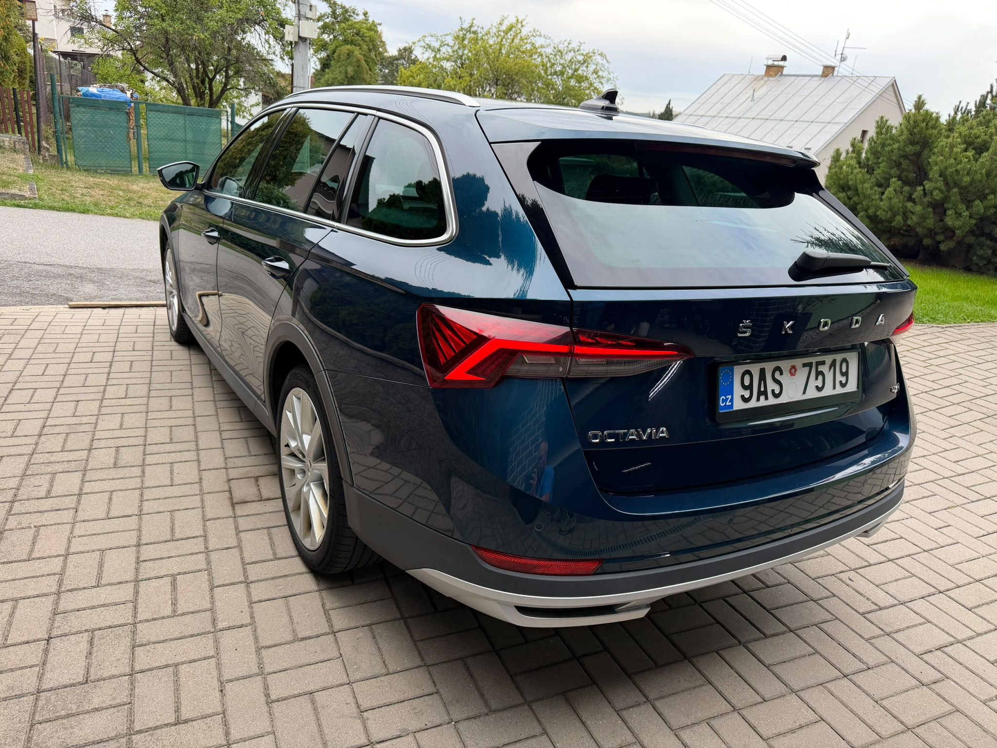 Škoda Octavia, 2,0TDI,SCOUT,DSG7,CZ,1.maj,DPH - fotka 5