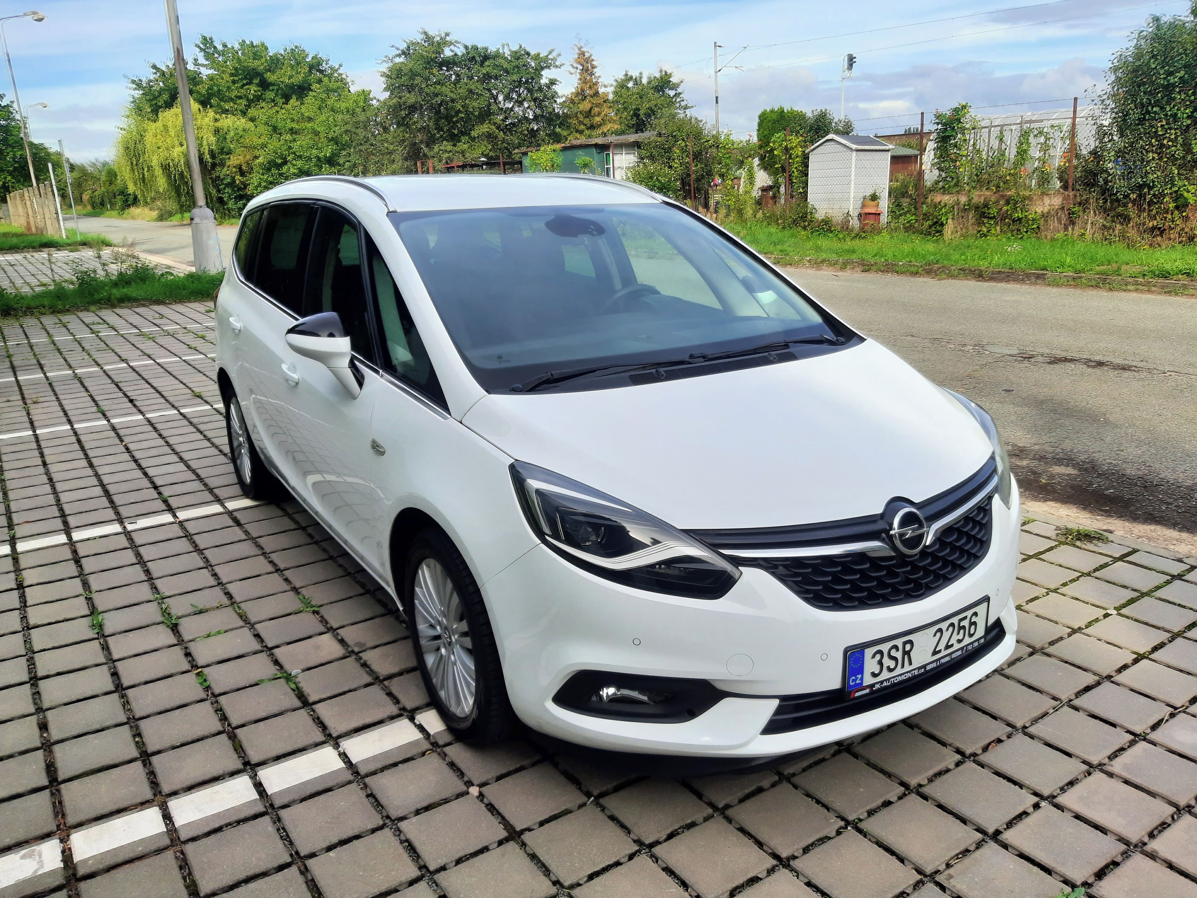 Opel Zafira, 1.4T 88kW, ORIGINÁL NOSIČ KOL - fotka 2