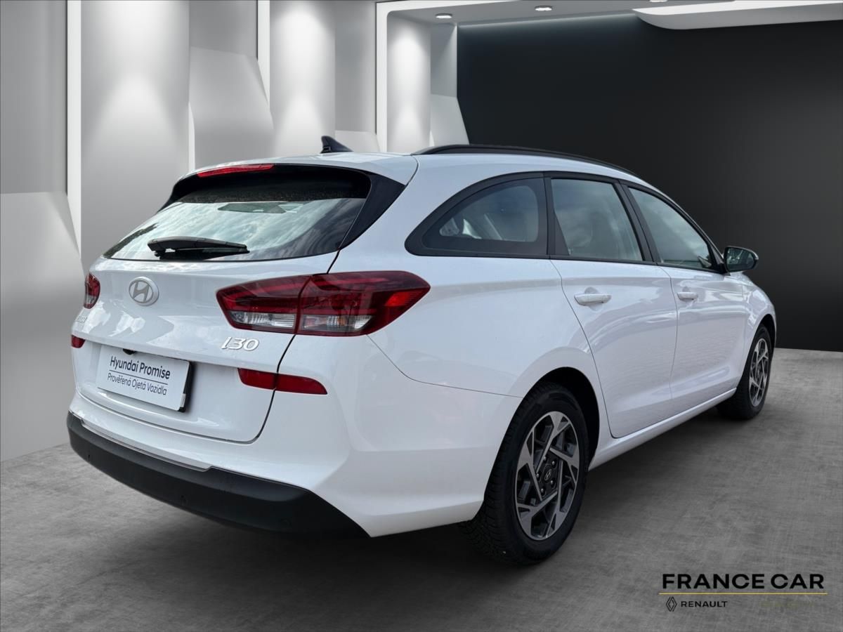 Hyundai i30, 1,0   1.0 T-GDi Smart - fotka 5