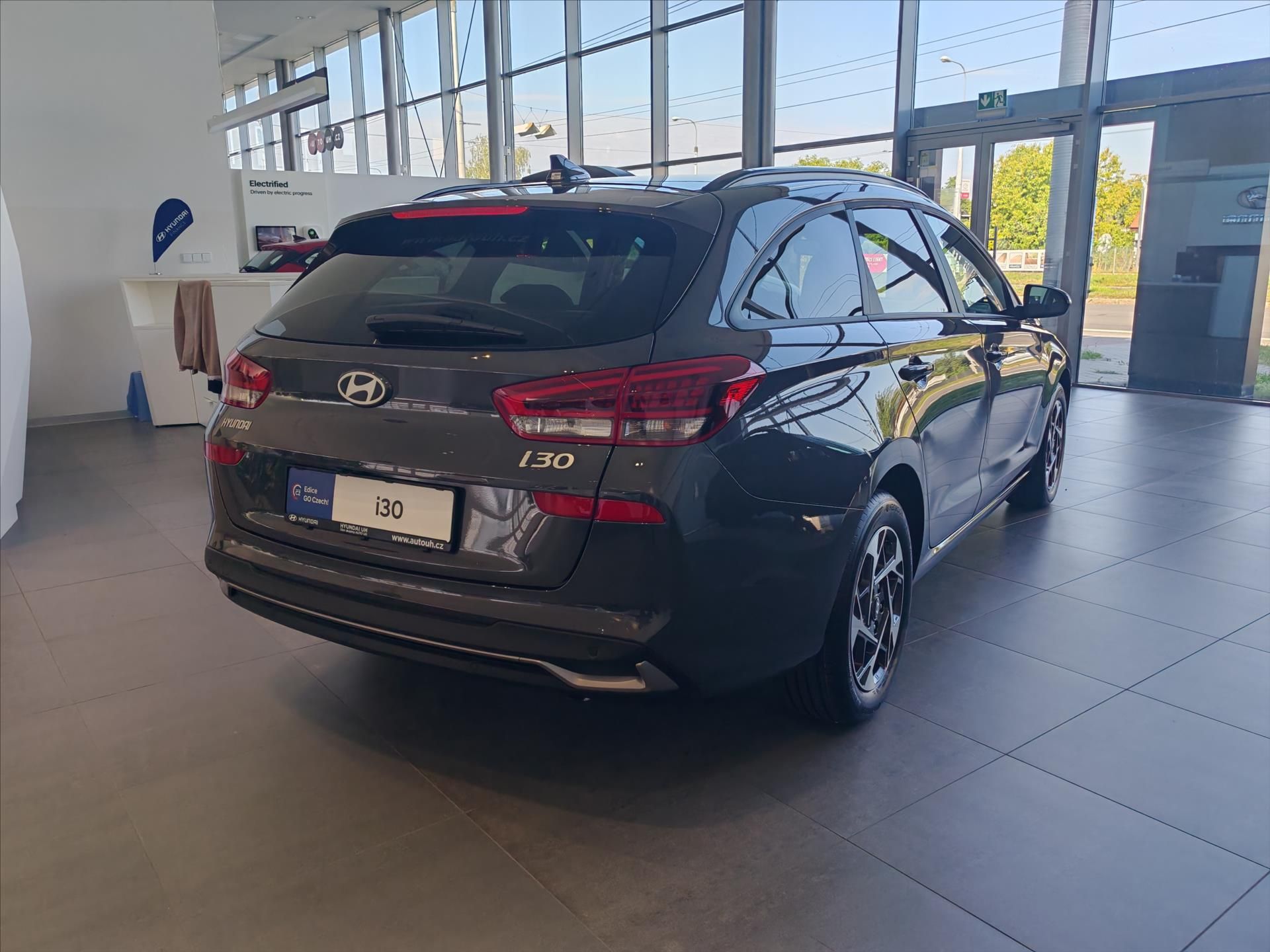 Hyundai i30, 1,0 T-GDi  GO CZECH! MY26 - fotka 4