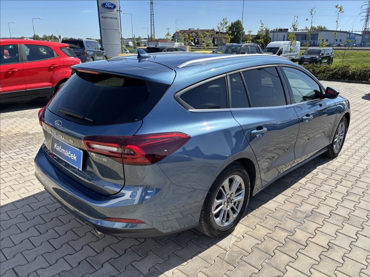 Ford Focus, 1,0 EcoBoost 114kW Titanium - fotka 5