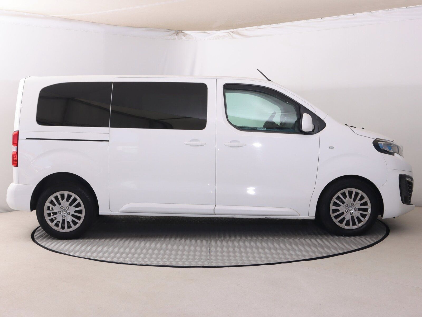 Peugeot Traveller, 2.0 BlueHDi, ČR, DPH - fotka 6