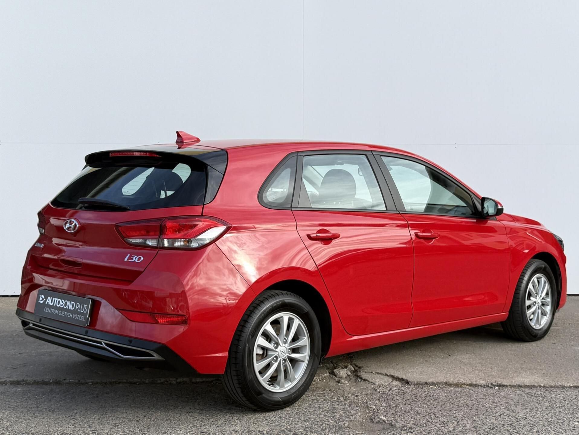 Hyundai i30, 1.5 DPi 81kW Smart - fotka 2