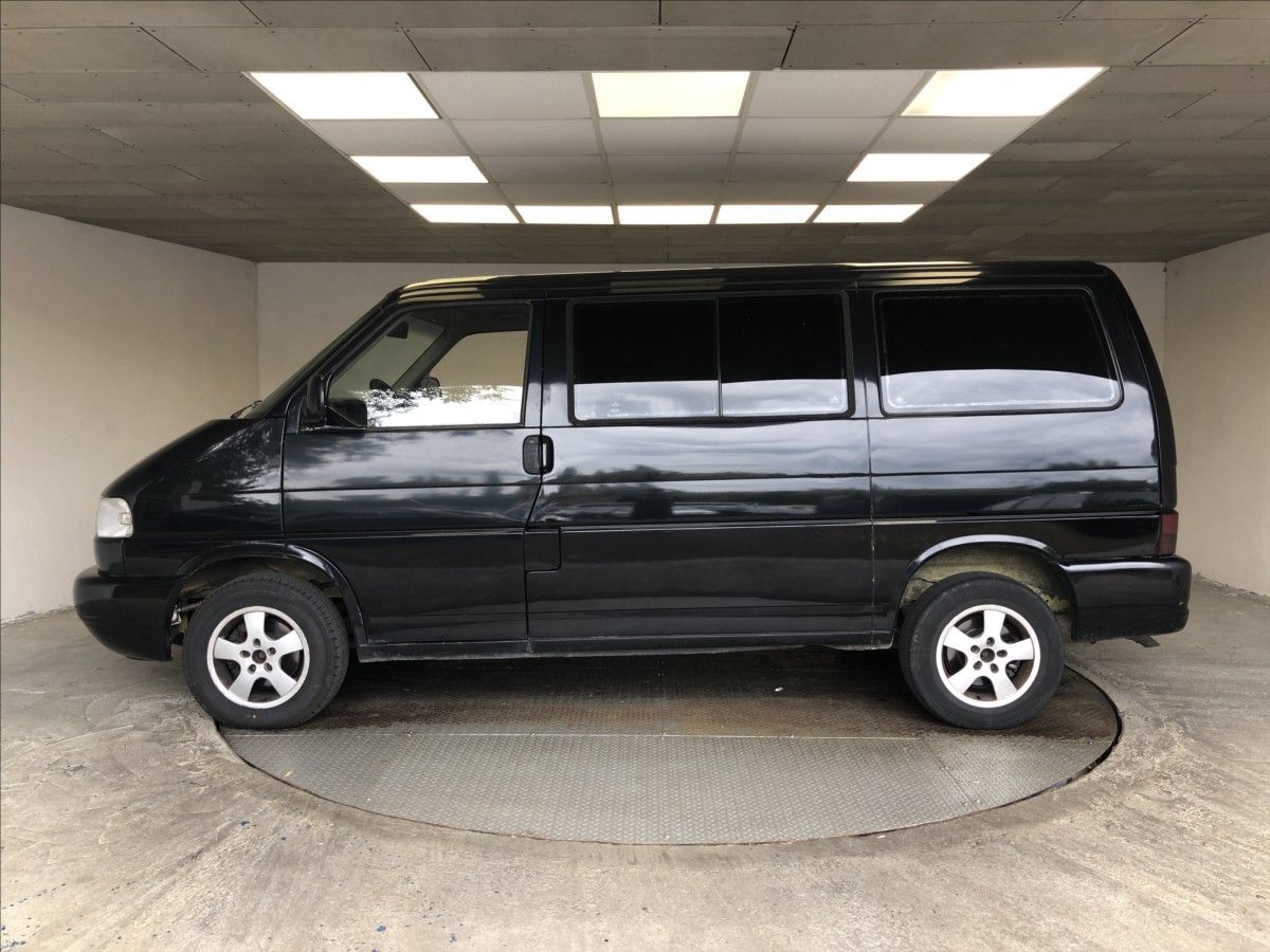 Volkswagen Multivan, 2,5 TDI - fotka 4