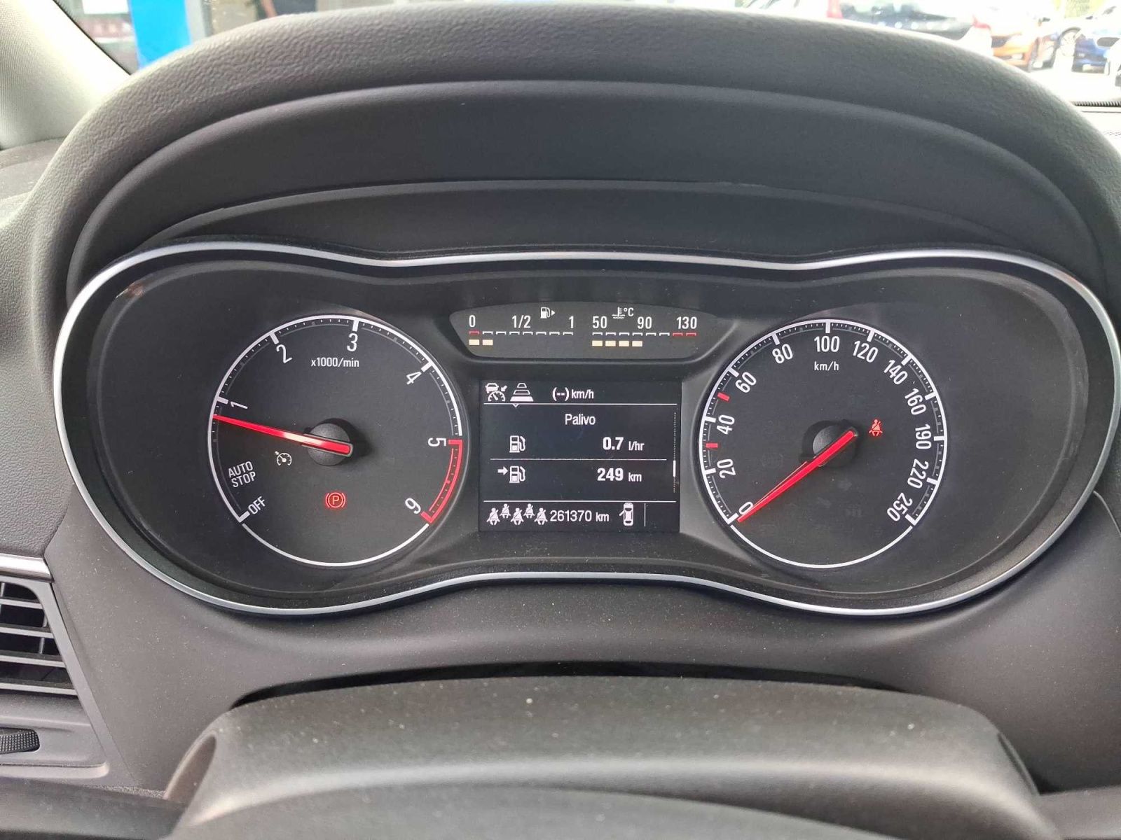 Opel Zafira, 2.0 CDTI, 7 míst, ČR,1.maj - fotka 3