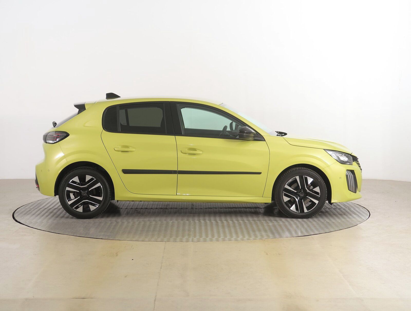 Peugeot 208, 1.2 PureTech, Allure - fotka 6