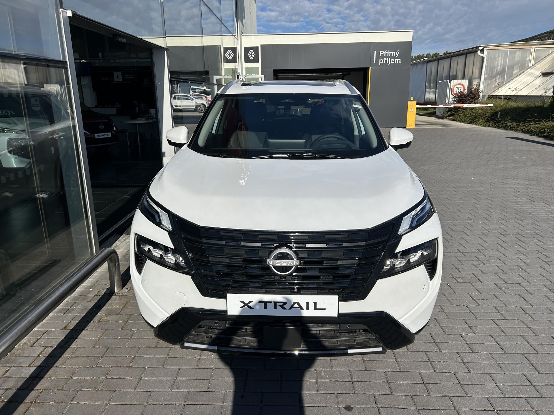 Nissan X-Trail, E-POWER 213HP 4x4 Tekna - fotka 2