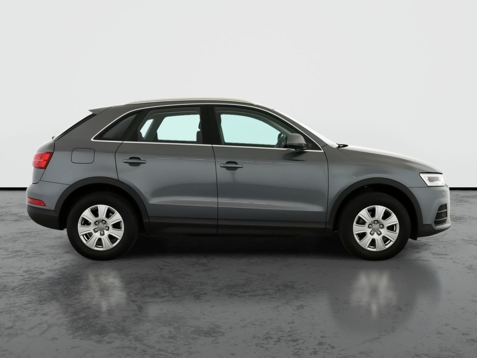 Audi Q3, 2.0 TDI, Serv.kniha, Navi - fotka 6