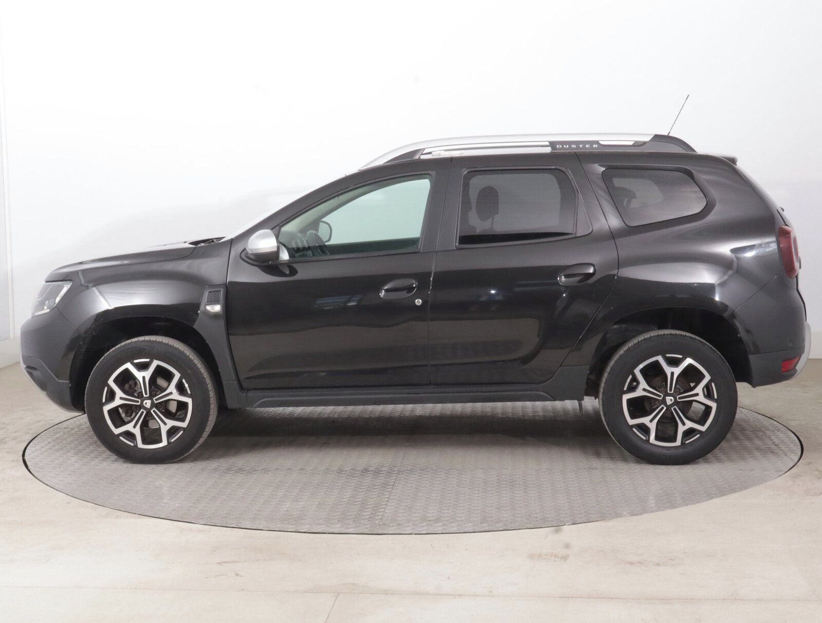 Dacia Duster, 1.3 TCe, Navi - fotka 3