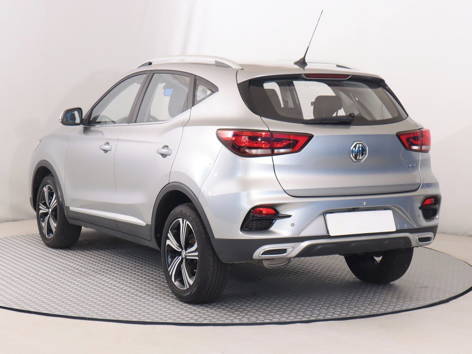 MG ZS, 1.5, Essential Plus - fotka 4