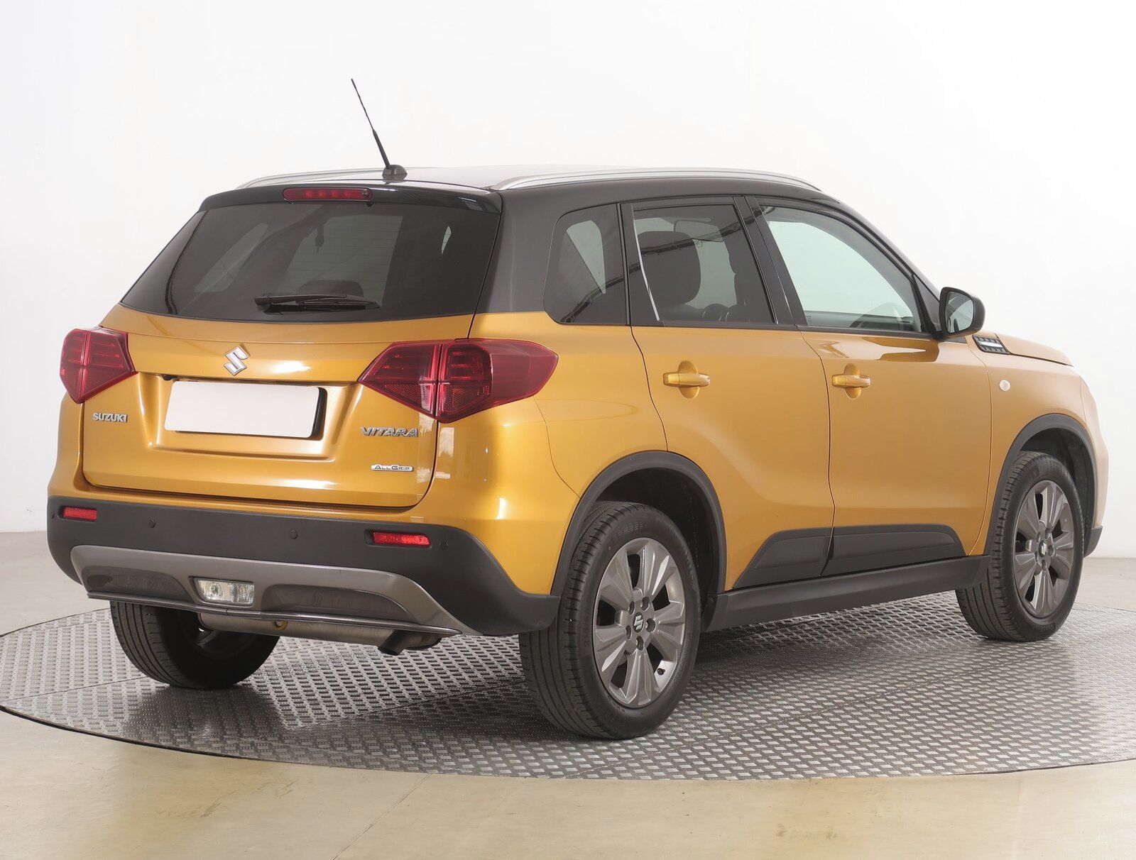 Suzuki Vitara, 1.4 BoosterJet, 4X4, Automat - fotka 5