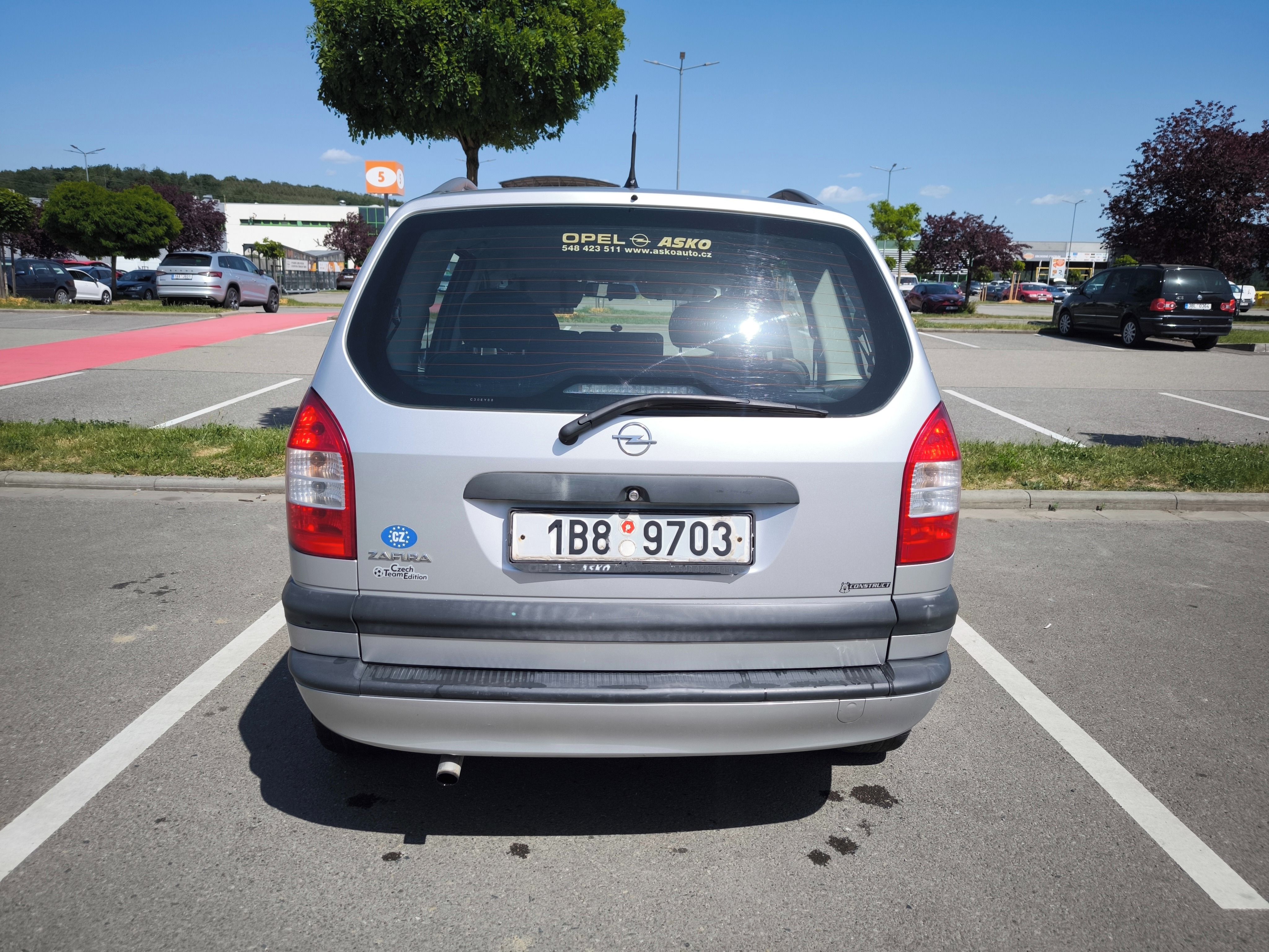Opel Zafira, 1,6 16V, 7 míst - fotka 6