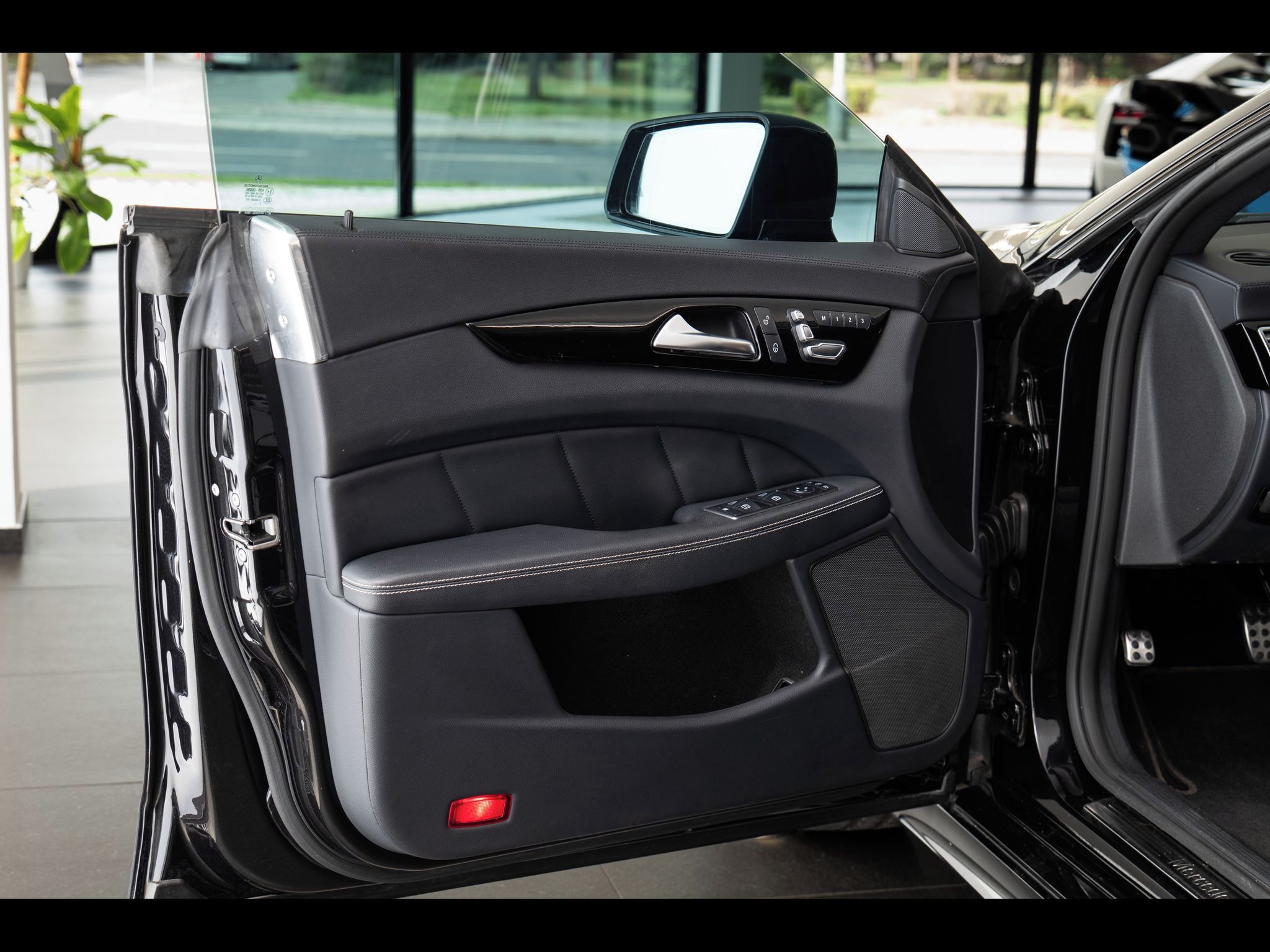 Mercedes-Benz CLS, d - fotka 6