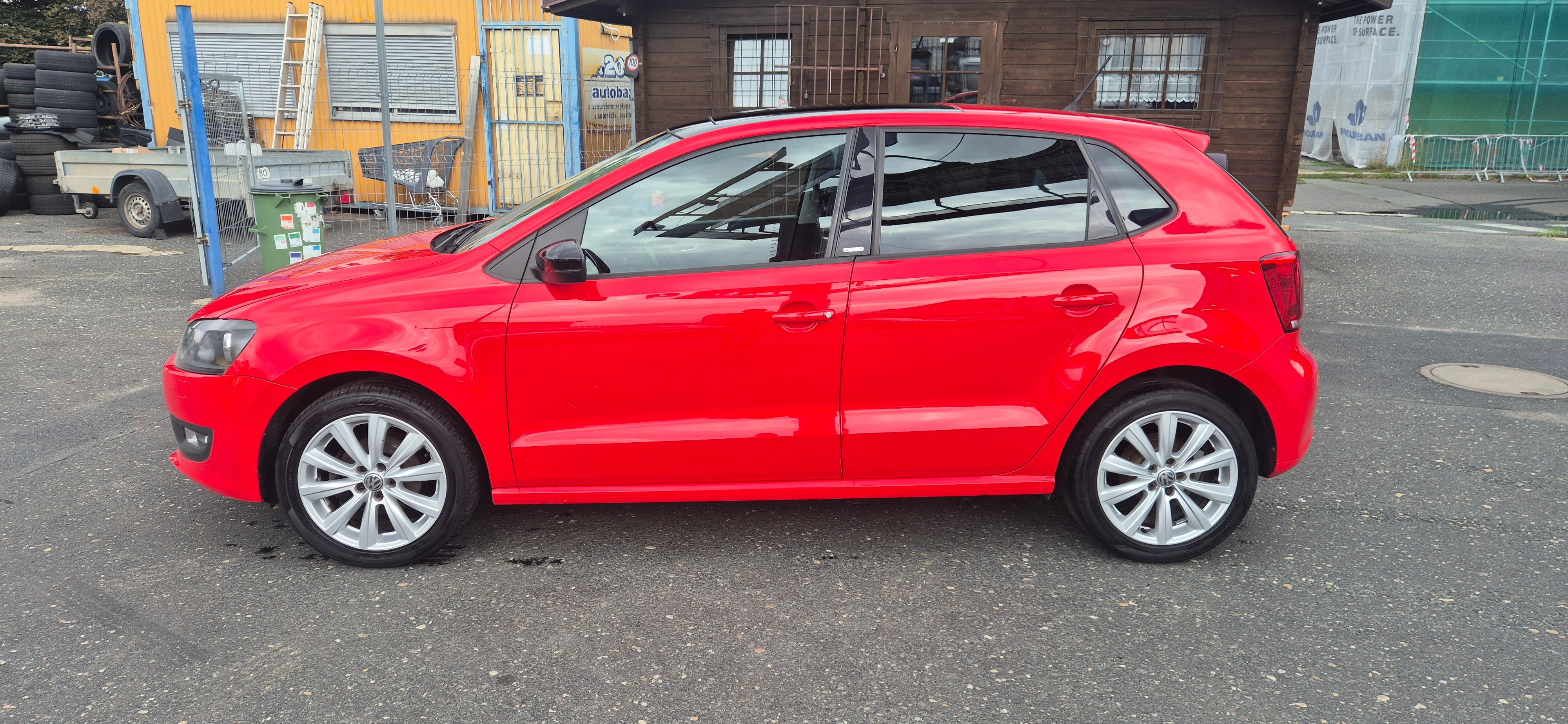 Volkswagen Polo, 1.4MPI 63KW,DSG AUTOMAT,STYLE - fotka 4