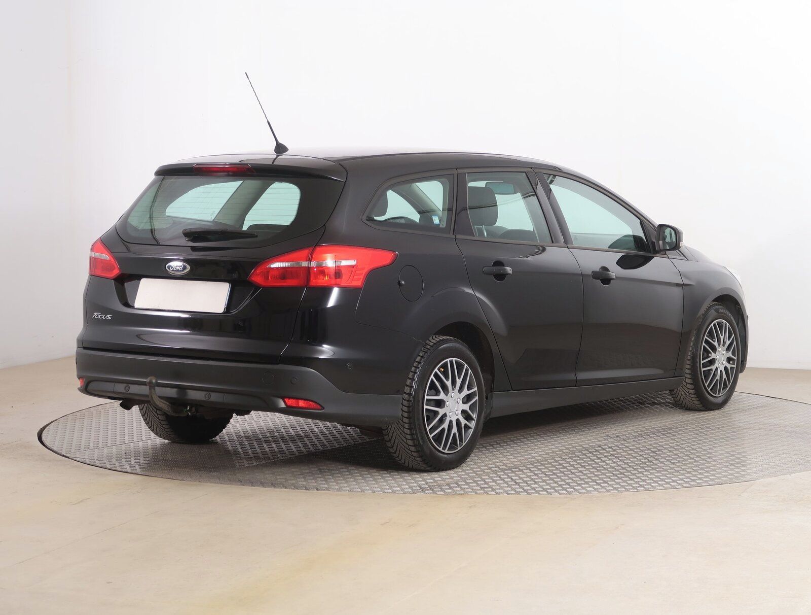 Ford Focus, 1.5 TDCi, Serv.kniha - fotka 5
