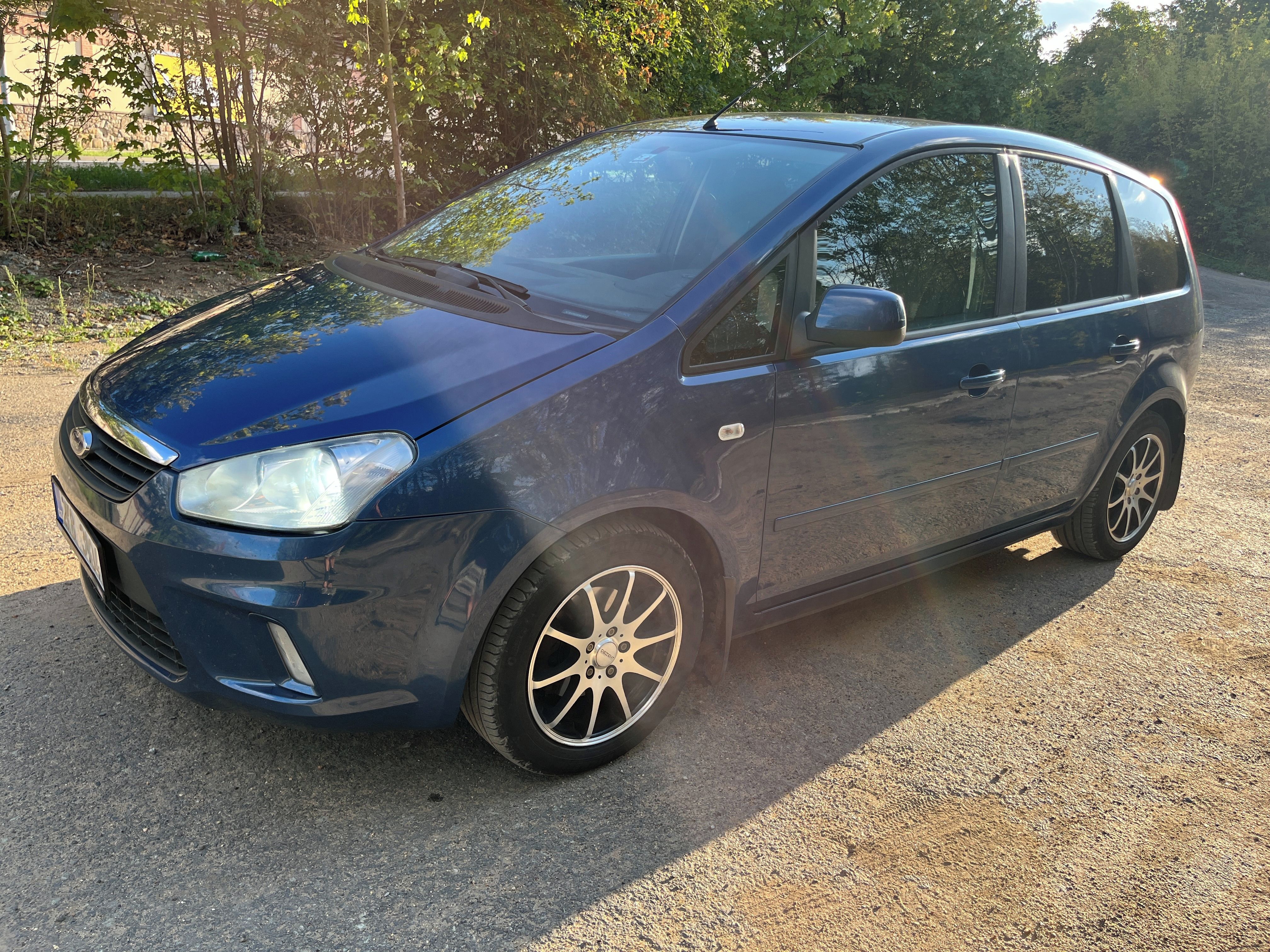 Ford C-MAX, 1.6i 74kw 1.majitel nové v Čr - fotka 2