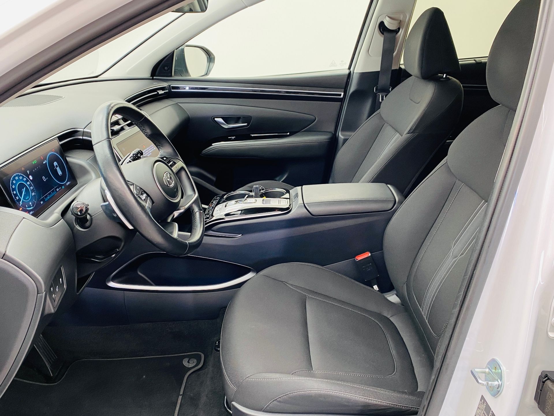 Hyundai Tucson, 1.6 T-GDi MHEV 132kW 4x4 - fotka 5