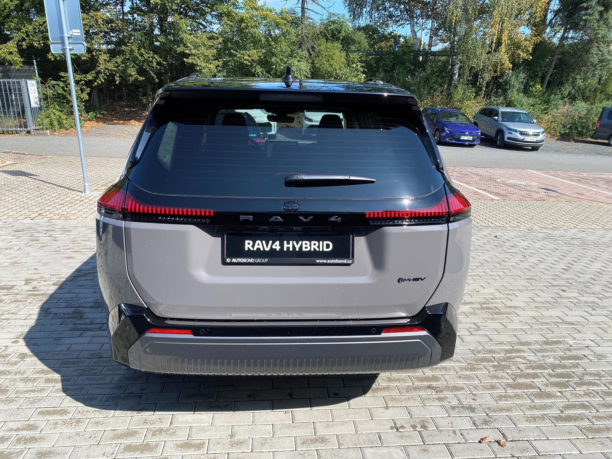 Toyota Rav4, 2.5 PHEV 4x4 STYLE Tažné zař. - fotka 5