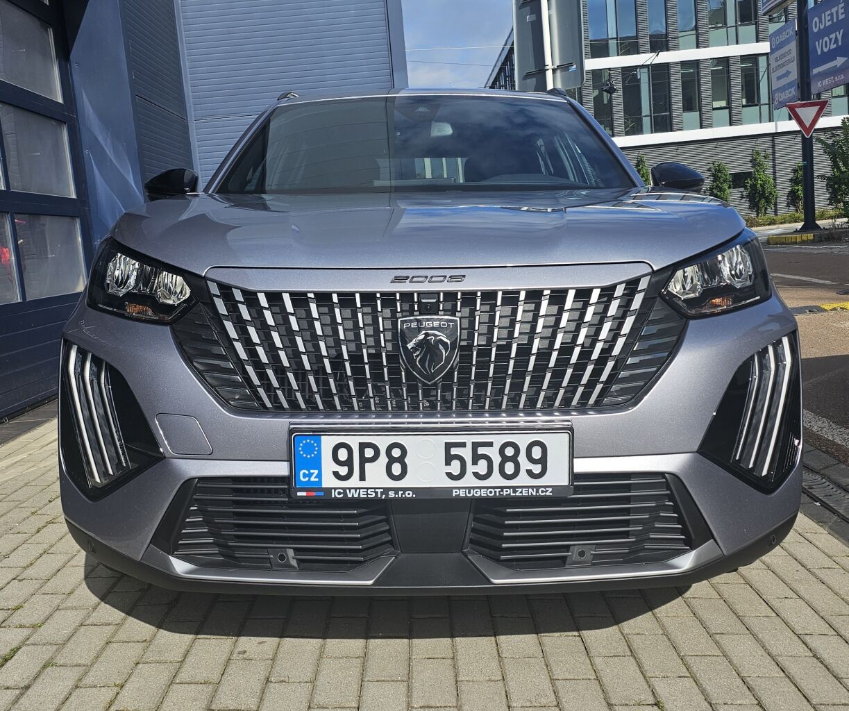 Peugeot 2008, ALLURE PureTech 100 S&S MAN6 - fotka 3
