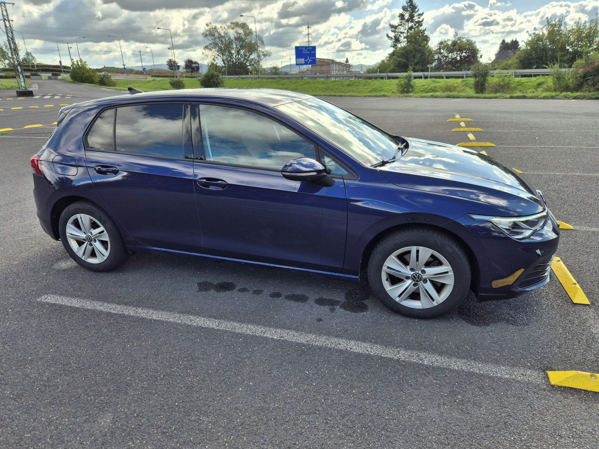 Volkswagen Golf, VW Golf 1.0 TSI Life, krásný